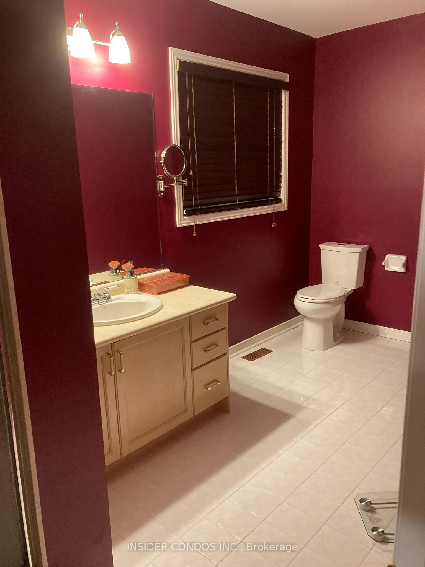 Photo 9 of 126 Pinedale Gate, Vaughan, East Woodbridge — HOMEH
