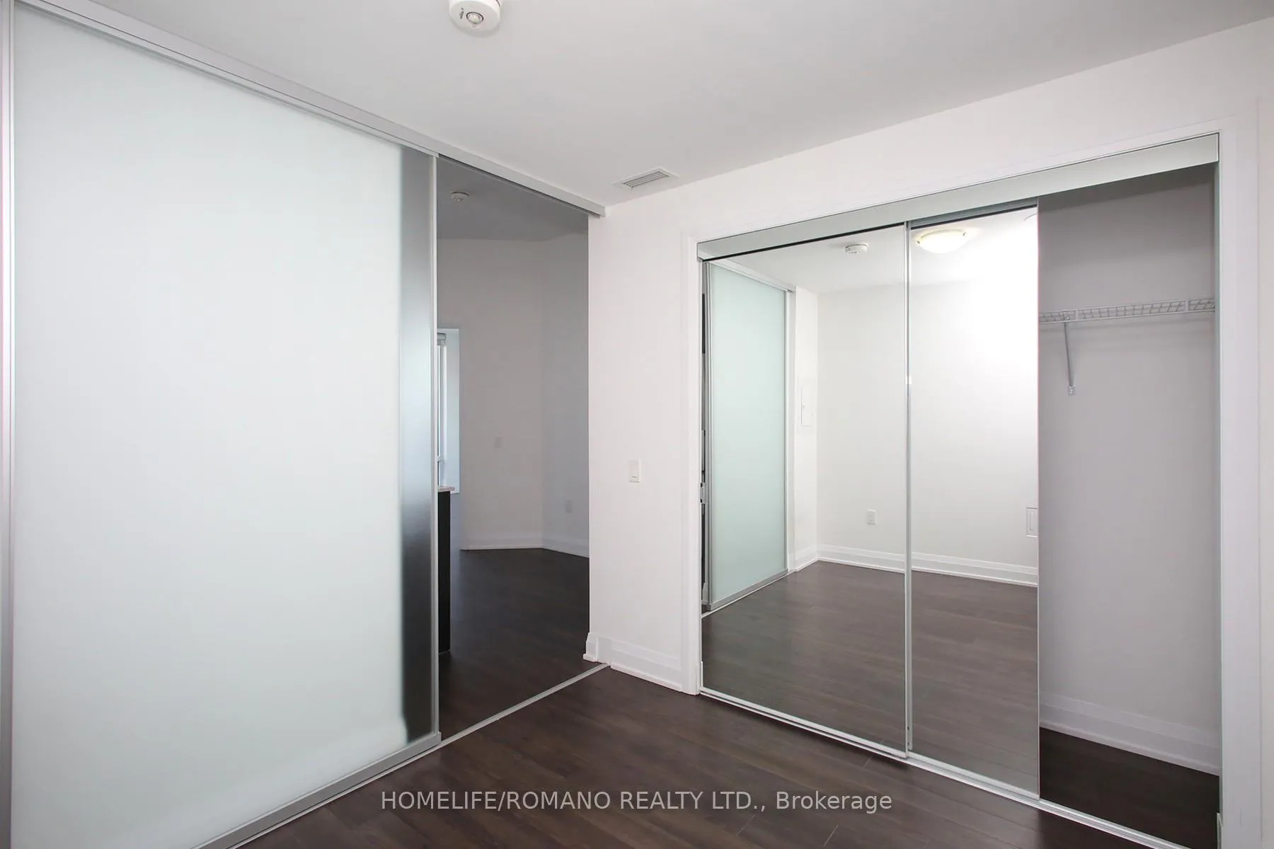 Photo 10 of Unit 305, 4800 Highway 7, Vaughan, East Woodbridge — HOMEH