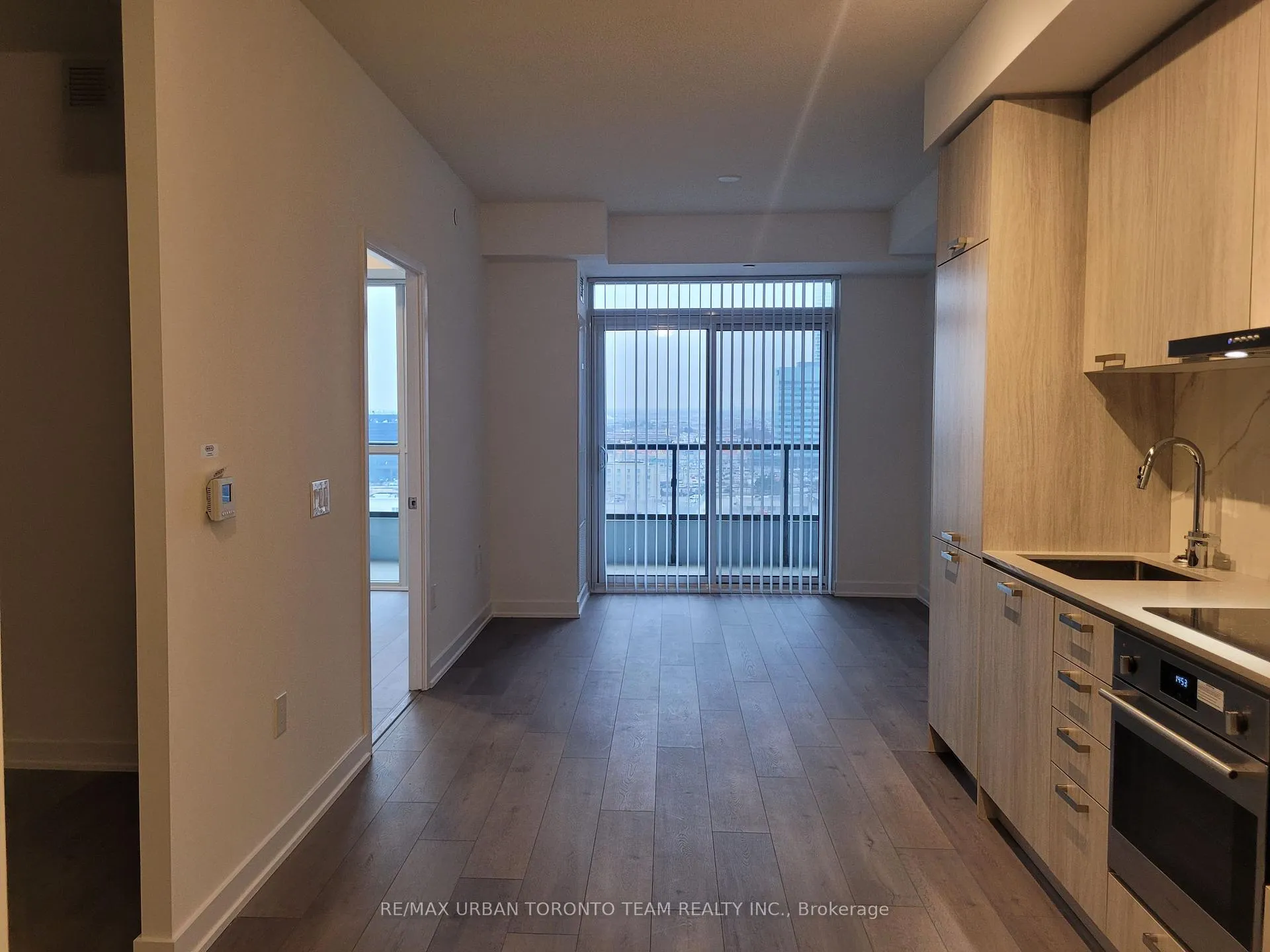 Front of Unit 1611, 10 Honeycrisp Crescent