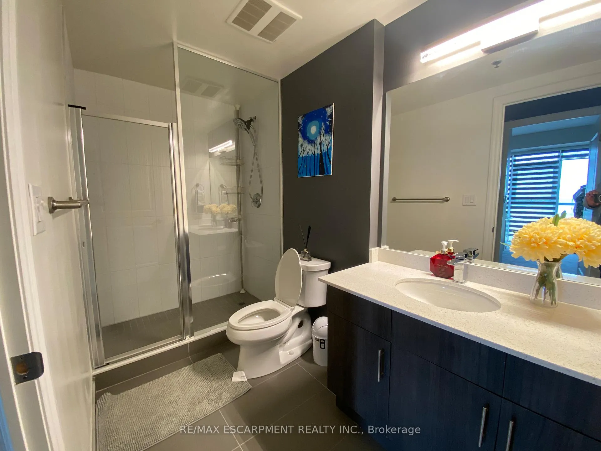 Photo 6 of Unit 710, 560 North Service Road, Grimsby, Grimsby Beach — HOMEH