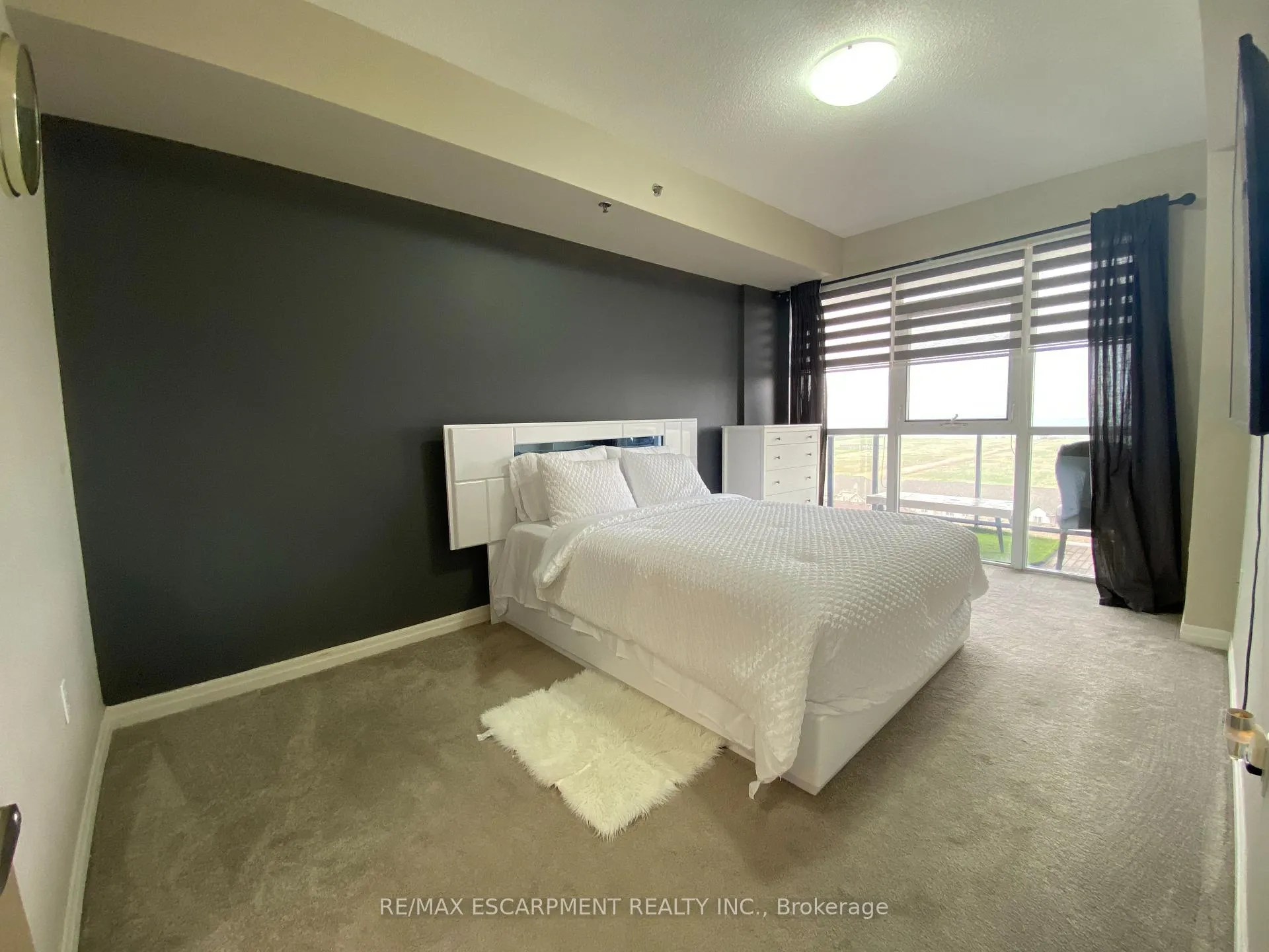 Photo 8 of Unit 710, 560 North Service Road, Grimsby, Grimsby Beach — HOMEH