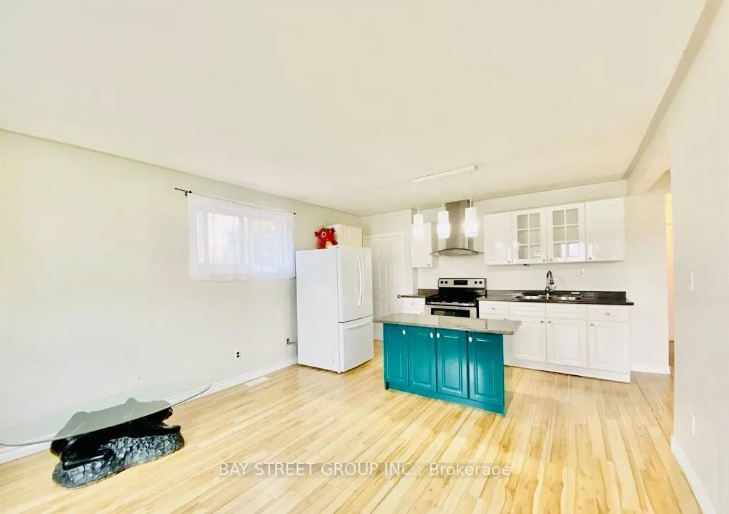 Photo 5 of Unit Main, 128 Stevenson Road S, Oshawa, Vanier — HOMEH