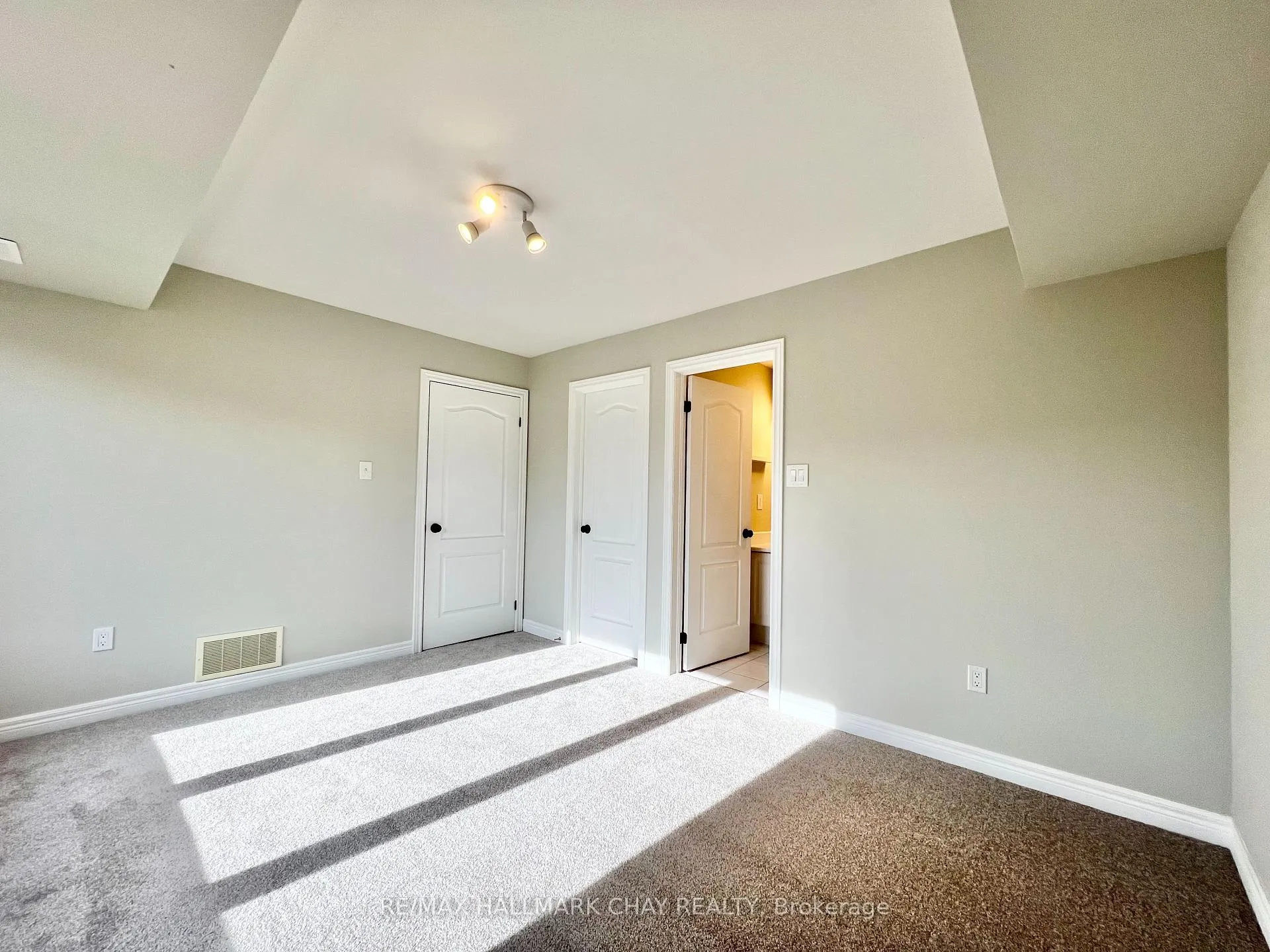 Photo 30 of Unit 3C, 194 River Road E, Wasaga Beach — HOMEH
