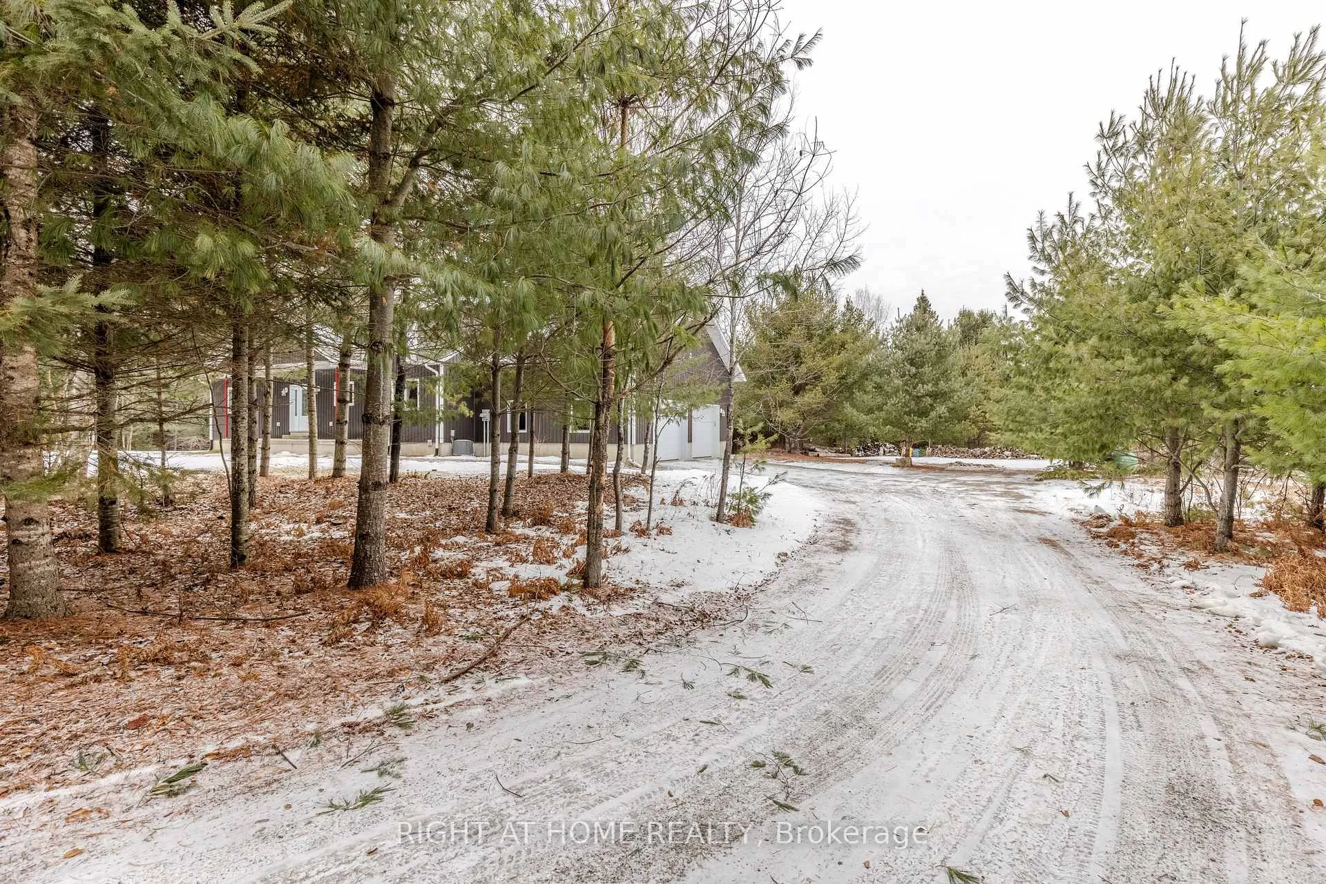 Photo 7 of 954 Germanicus Road, North Algona Wilberforce, North Algona/Wilberforce Twp — HOMEH