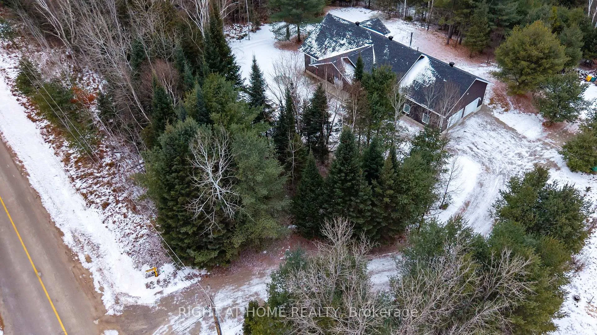 Photo 39 of 954 Germanicus Road, North Algona Wilberforce, North Algona/Wilberforce Twp — HOMEH
