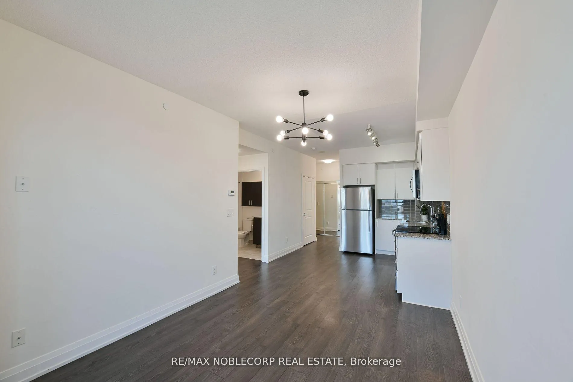 Photo 11 of Unit 1007, 3700 Highway 7 W, Vaughan, Vaughan Corporate Centre — HOMEH
