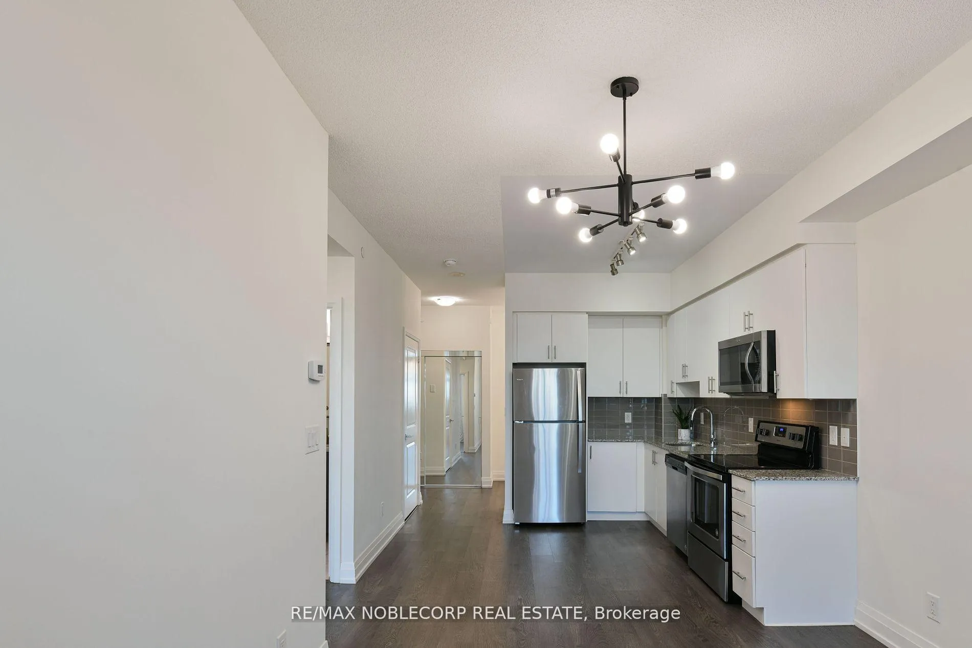 Photo 12 of Unit 1007, 3700 Highway 7 W, Vaughan, Vaughan Corporate Centre — HOMEH