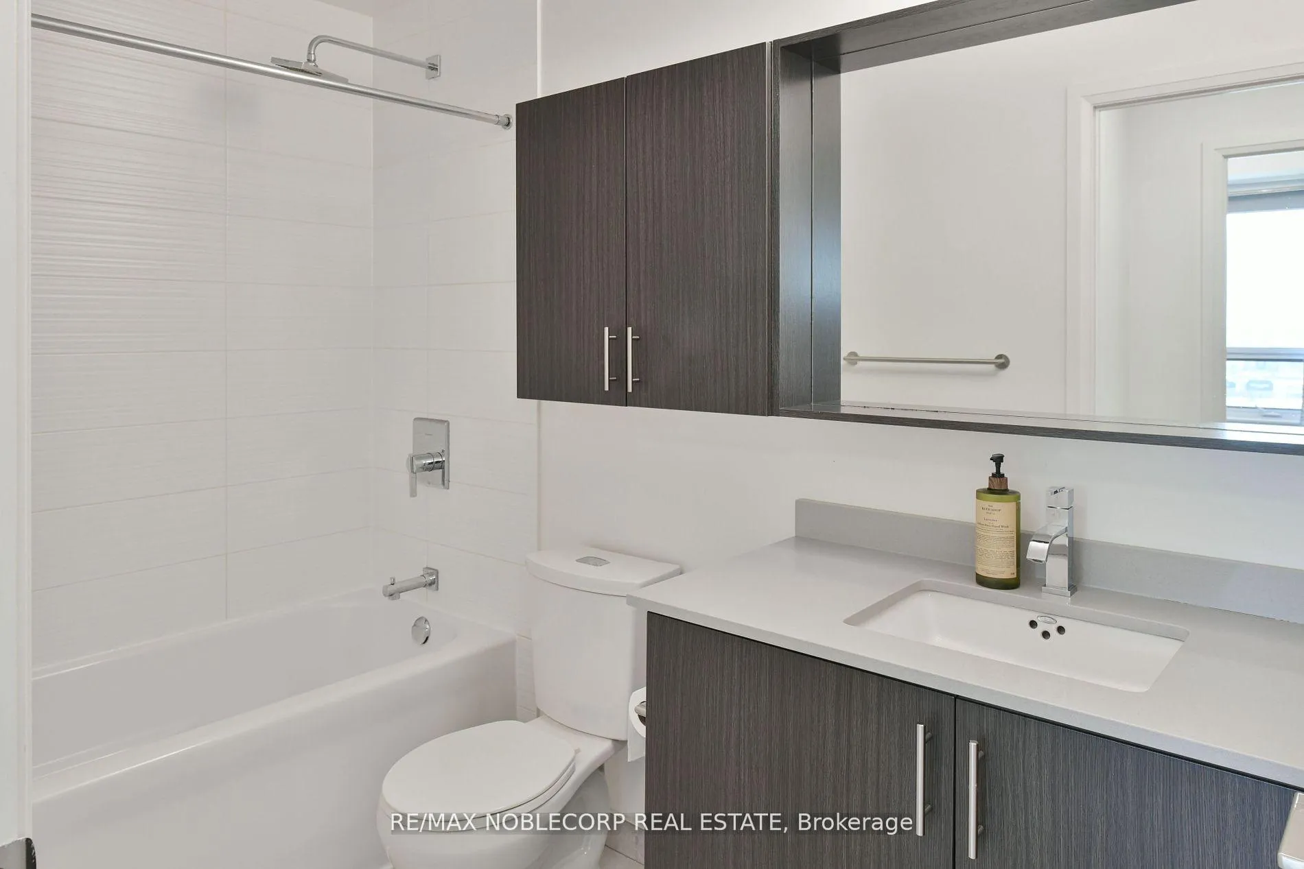 Photo 14 of Unit 1007, 3700 Highway 7 W, Vaughan, Vaughan Corporate Centre — HOMEH