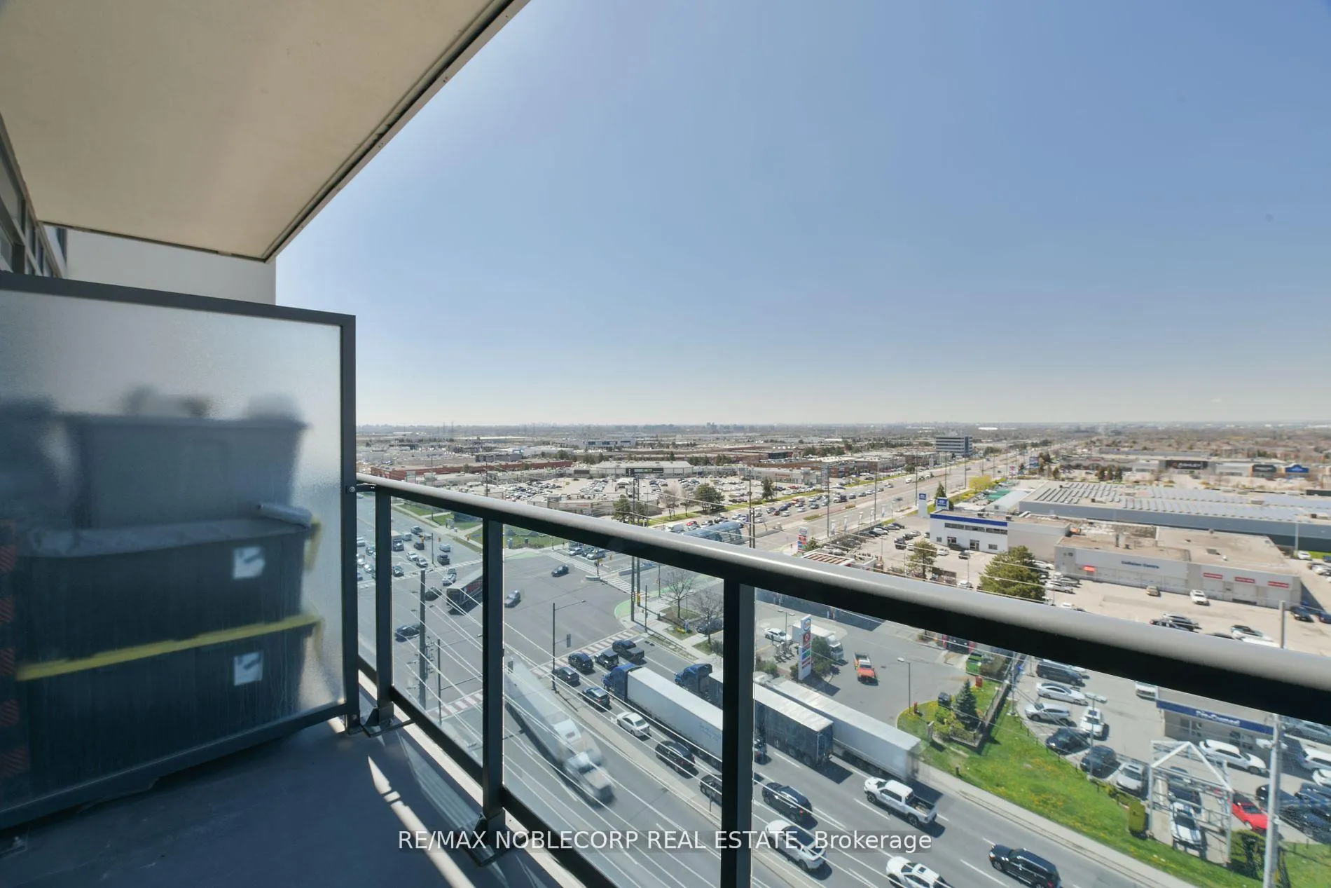 Photo 17 of Unit 1007, 3700 Highway 7 W, Vaughan, Vaughan Corporate Centre — HOMEH