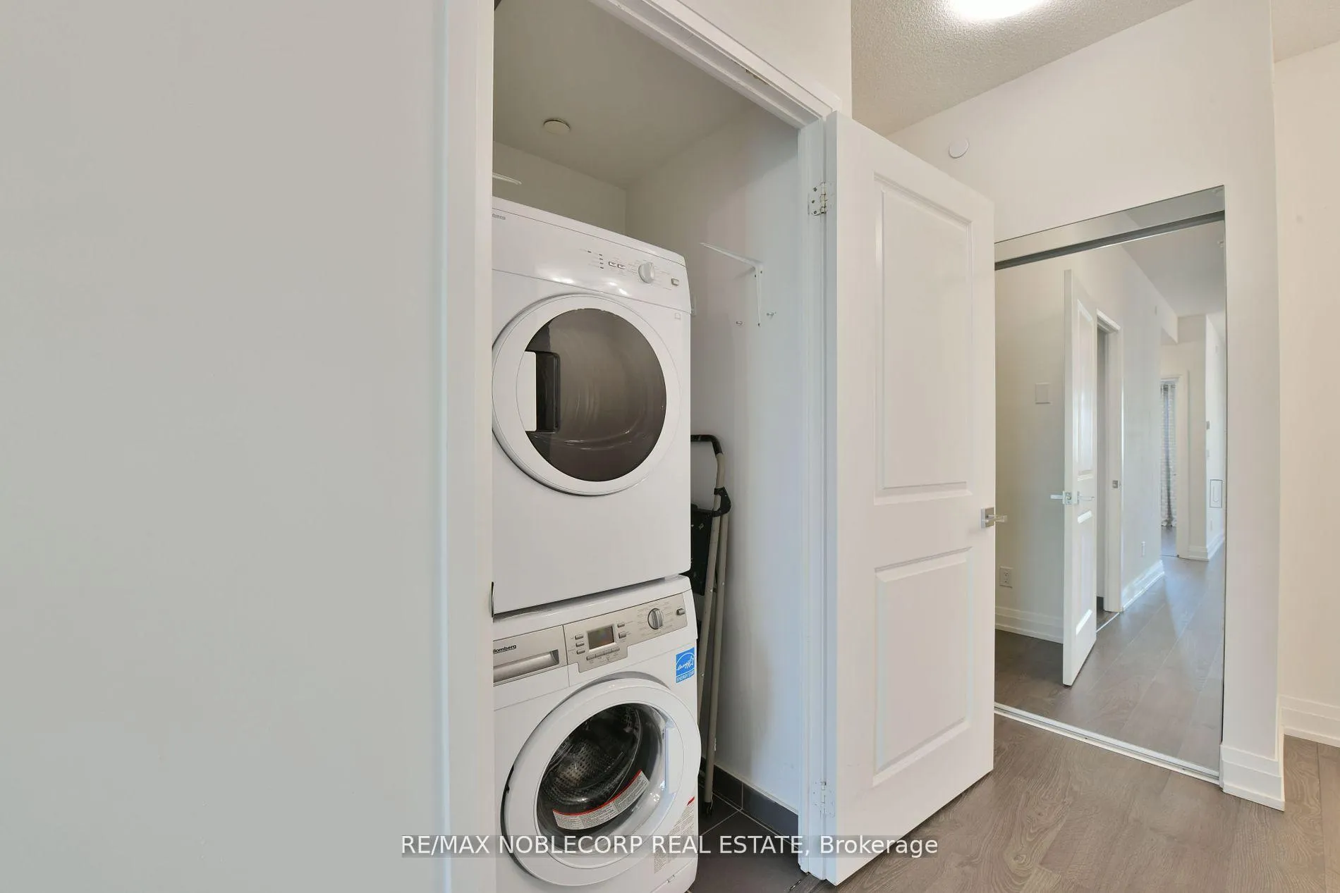 Photo 21 of Unit 1007, 3700 Highway 7 W, Vaughan, Vaughan Corporate Centre — HOMEH