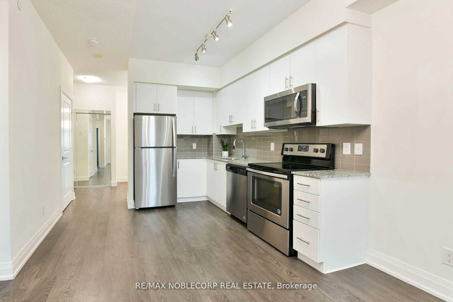 Photo 25 of Unit 1007, 3700 Highway 7 W, Vaughan, Vaughan Corporate Centre — HOMEH