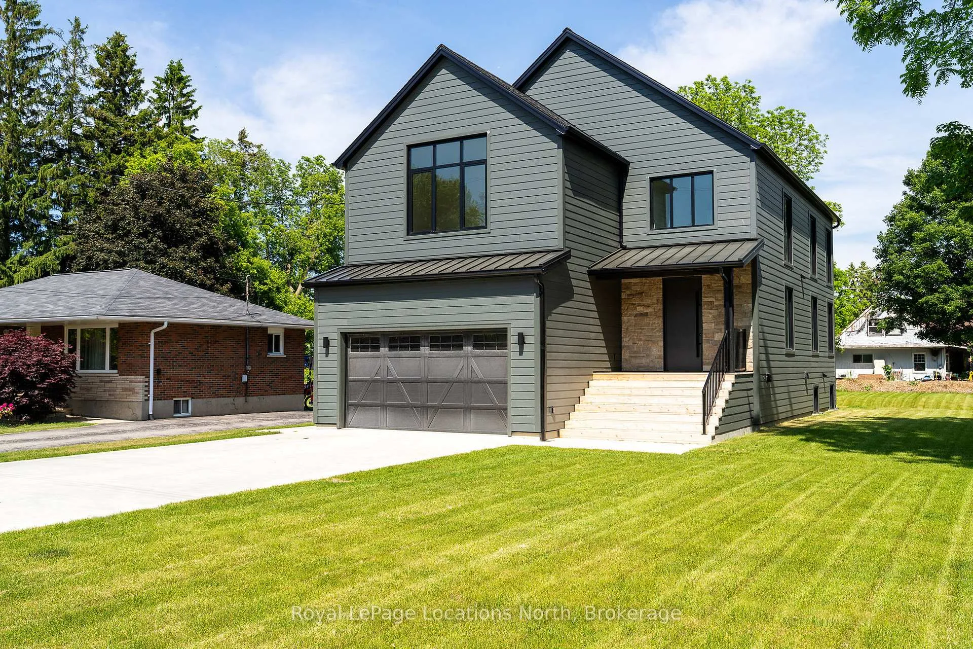 Photo 1 of 18 Melville Street, Clearview, Nottawa — HOMEH