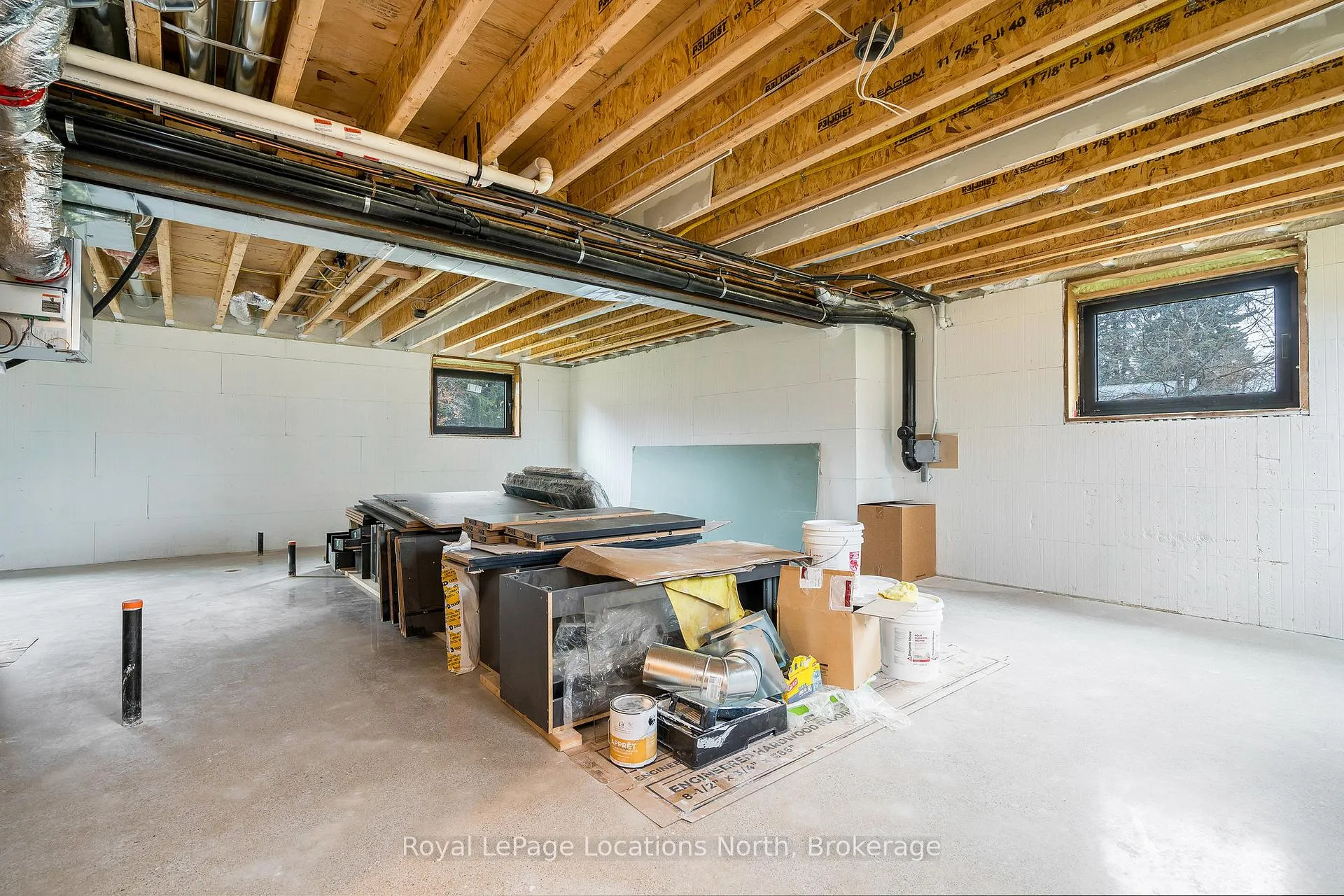 Photo 36 of 18 Melville Street, Clearview, Nottawa — HOMEH