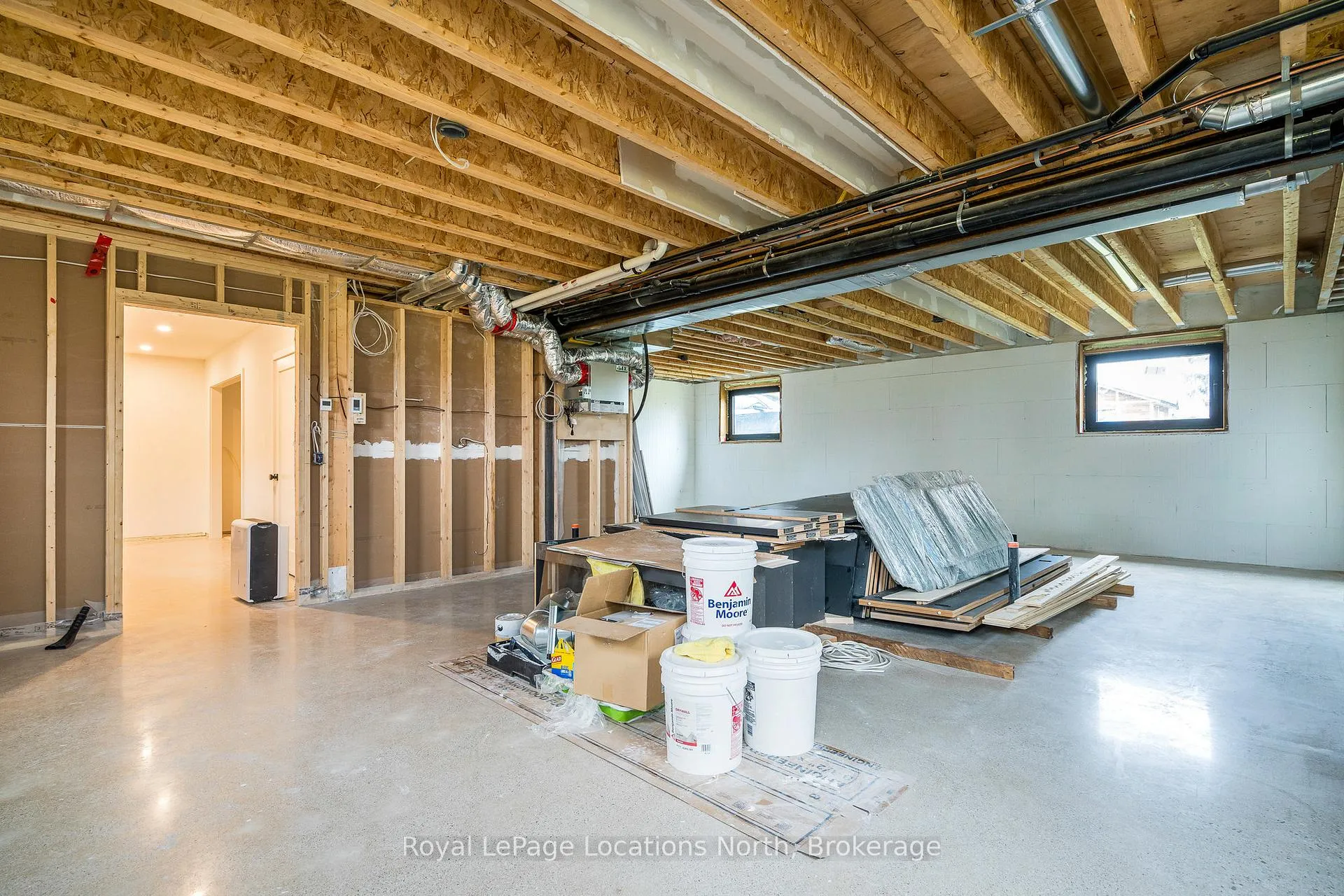 Photo 37 of 18 Melville Street, Clearview, Nottawa — HOMEH