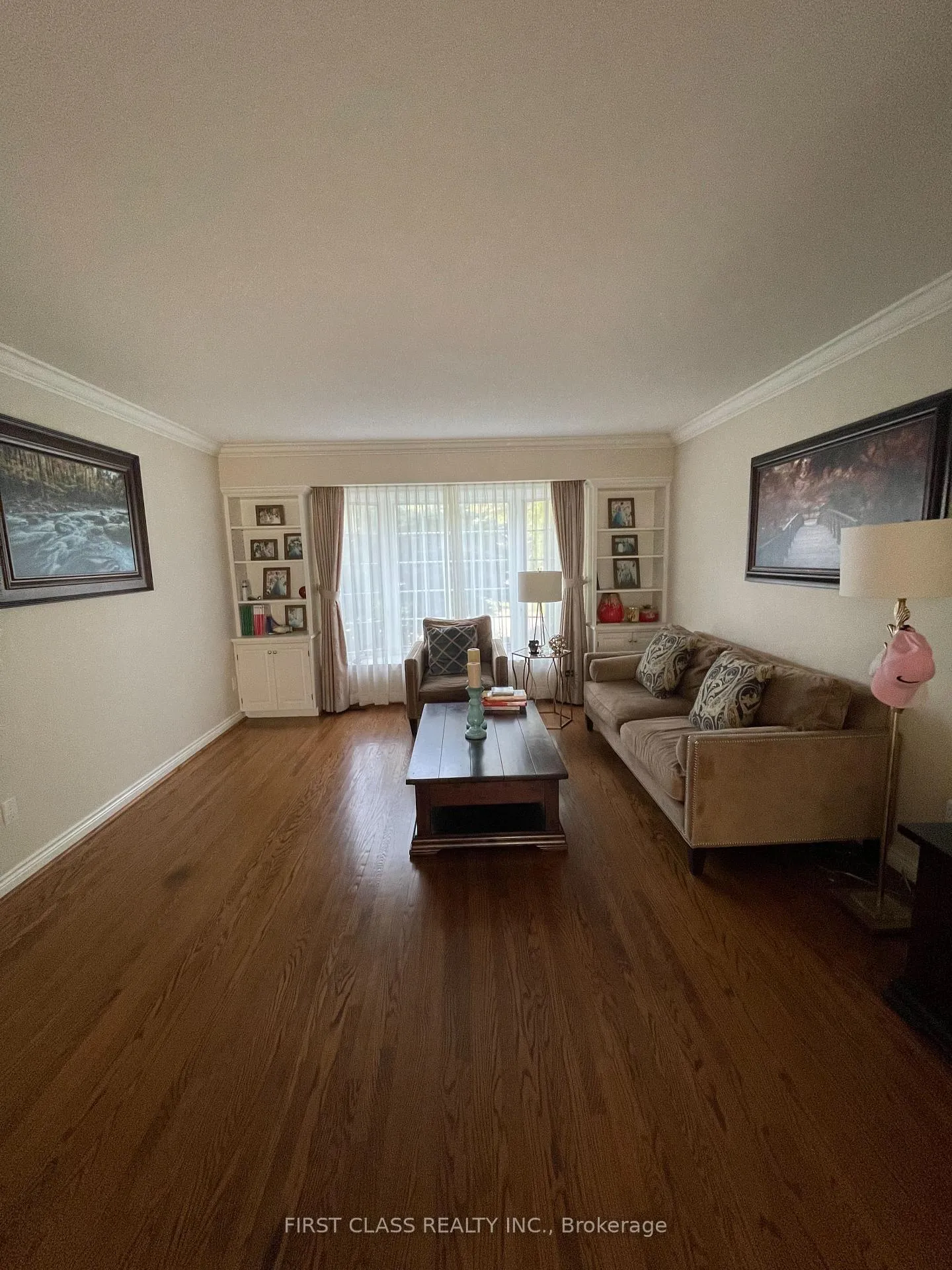 Photo 3 of 33 Apple Orchard Path, Markham, Royal Orchard — HOMEH
