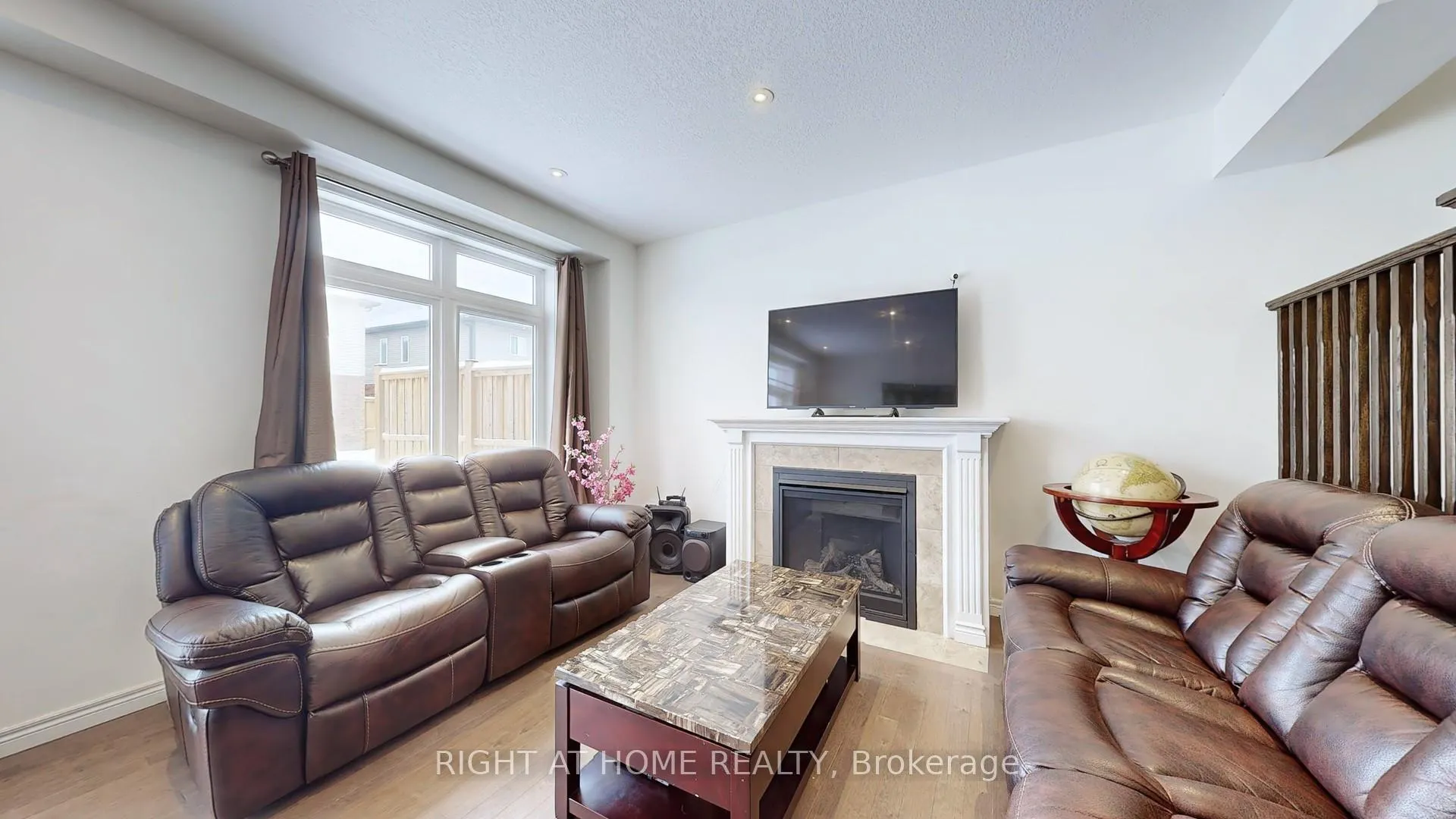 Photo 9 of 348 Rivertrail Avenue, Kitchener — HOMEH