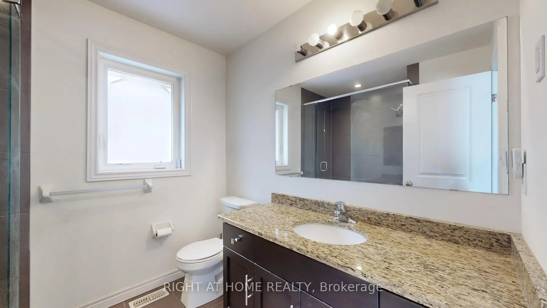 Photo 31 of 348 Rivertrail Avenue, Kitchener — HOMEH