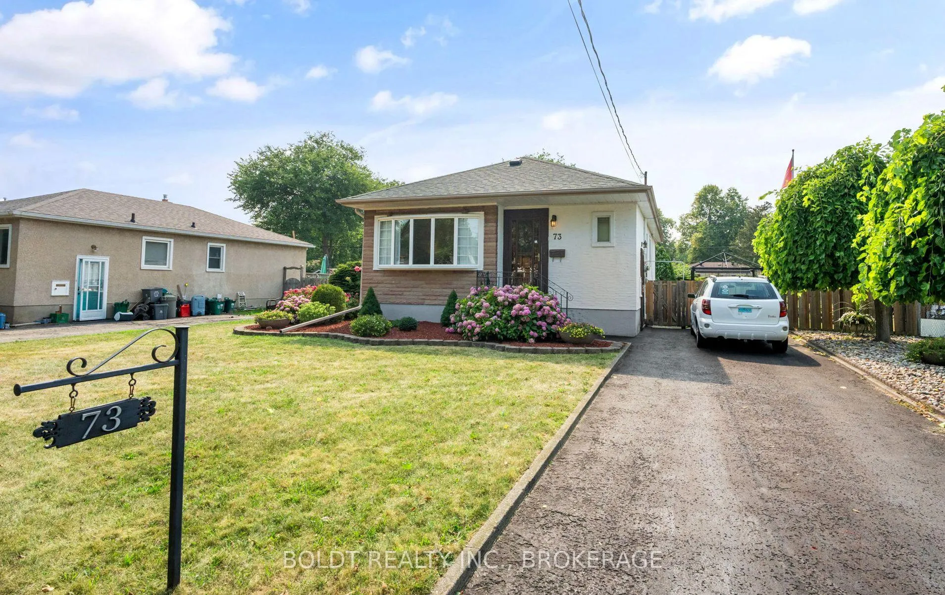 Photo 1 of 73 Dunkeld Avenue, St. Catharines, Carlton/Bunting — HOMEH