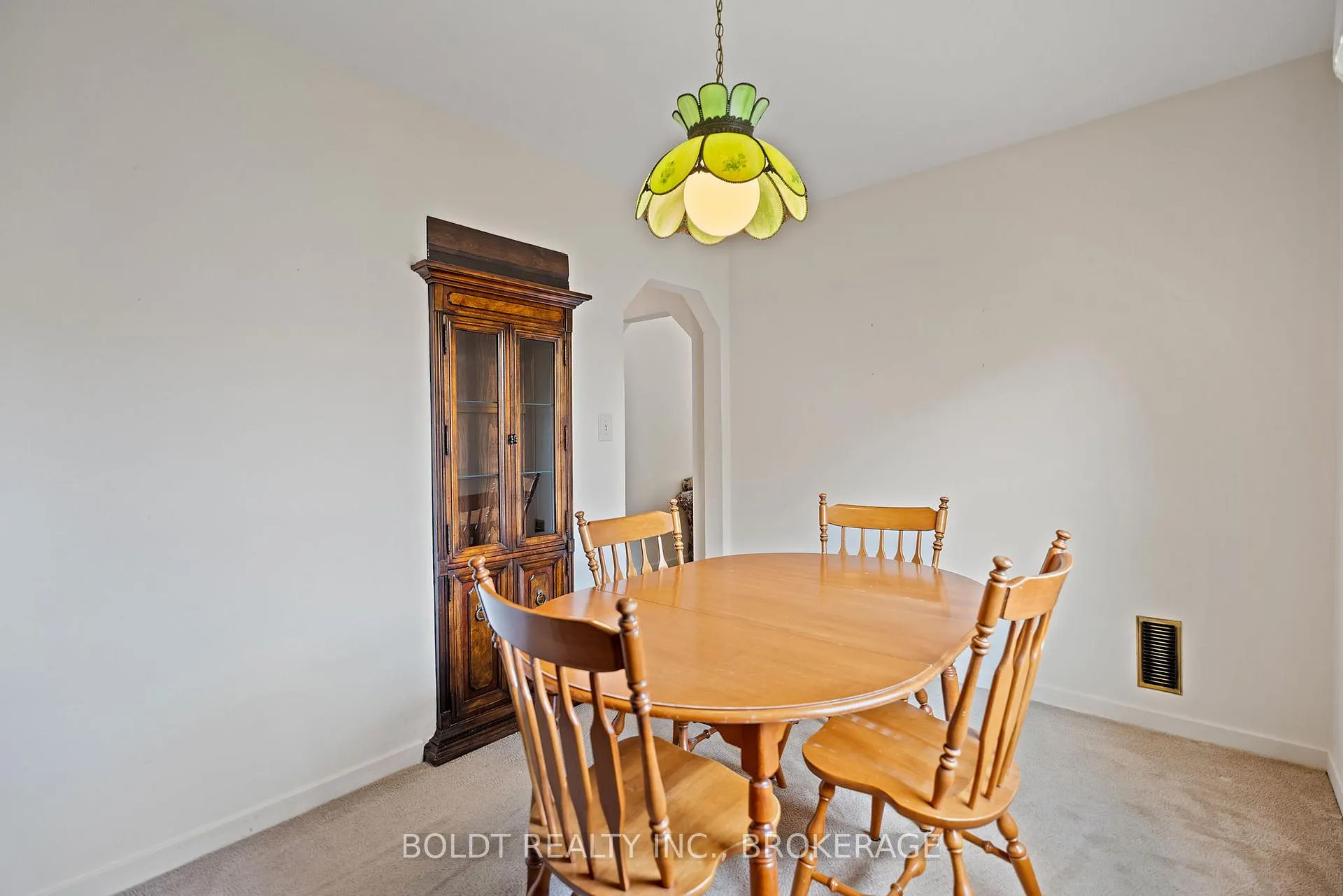 Photo 13 of 73 Dunkeld Avenue, St. Catharines, Carlton/Bunting — HOMEH