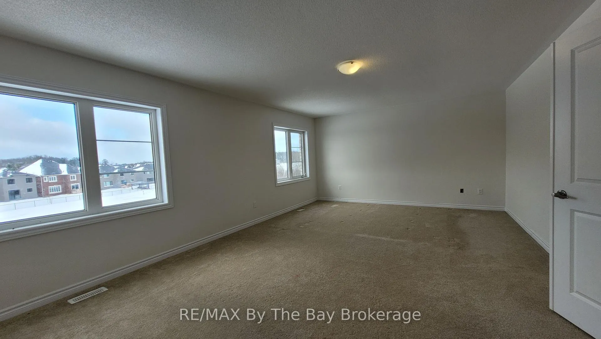 Photo 15 of 11 Del Ray Crescent, Wasaga Beach — HOMEH