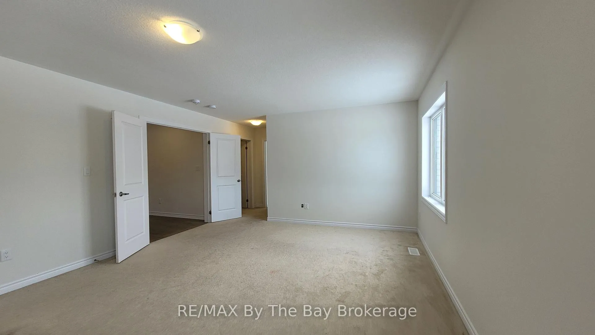 Photo 17 of 11 Del Ray Crescent, Wasaga Beach — HOMEH
