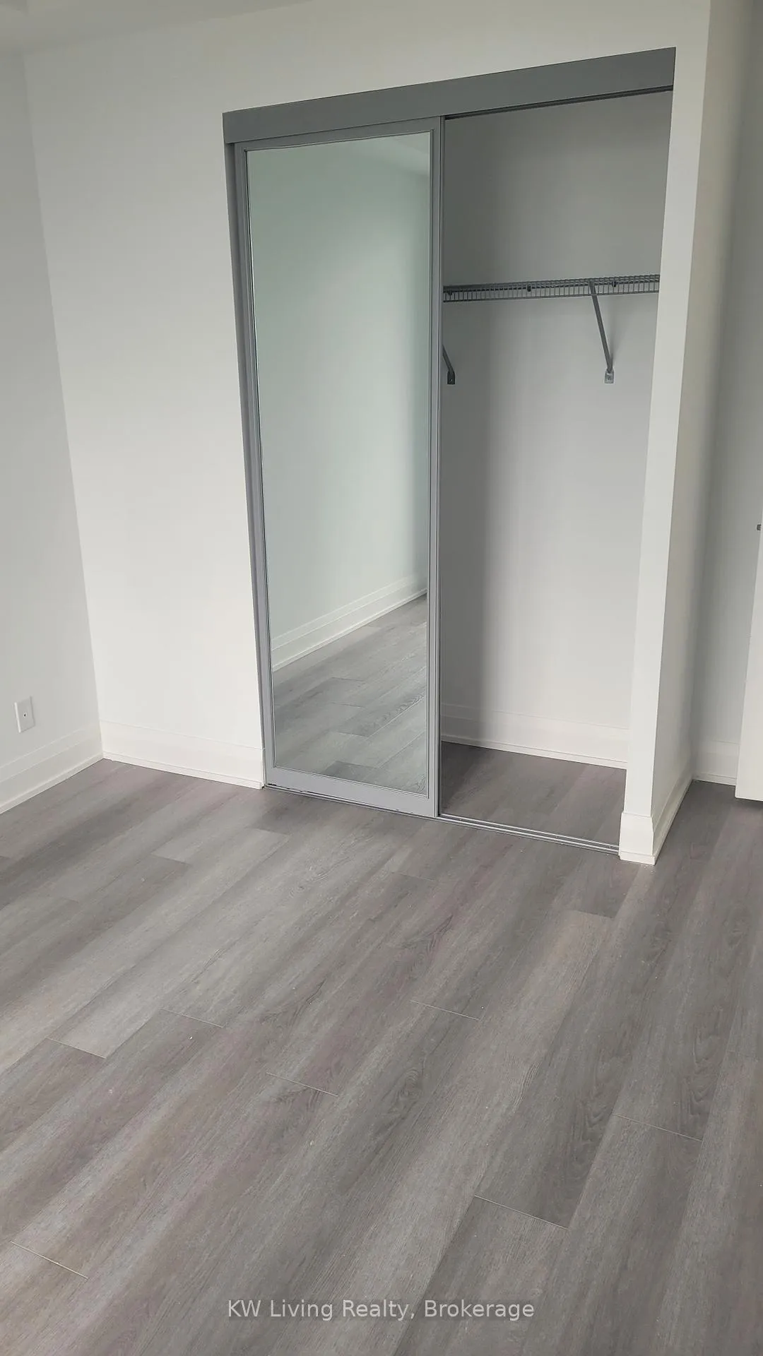 Photo 1 of Unit 4206, 8 Water Walk Drive, Markham, Unionville — HOMEH