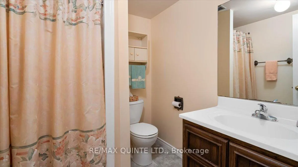 Photo 24 of 8 Enid Court, Belleville — HOMEH