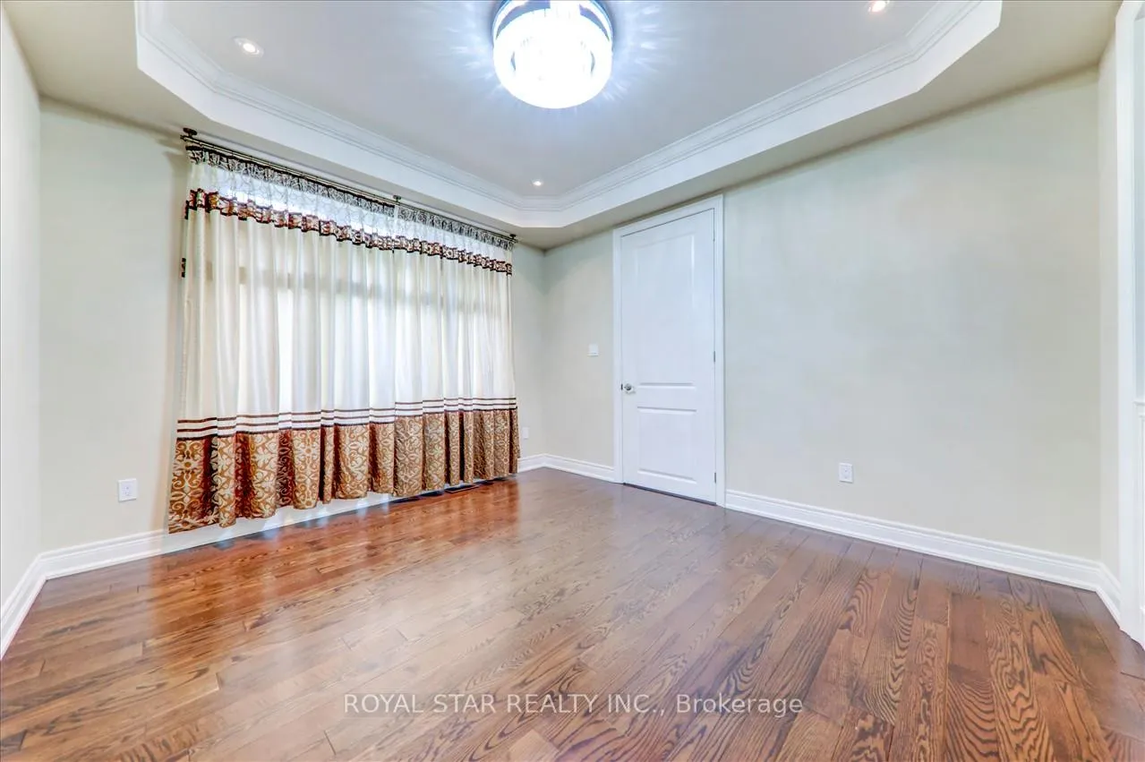 Photo 8 of 1881 Pine Grove Avenue, Pickering, Highbush — HOMEH