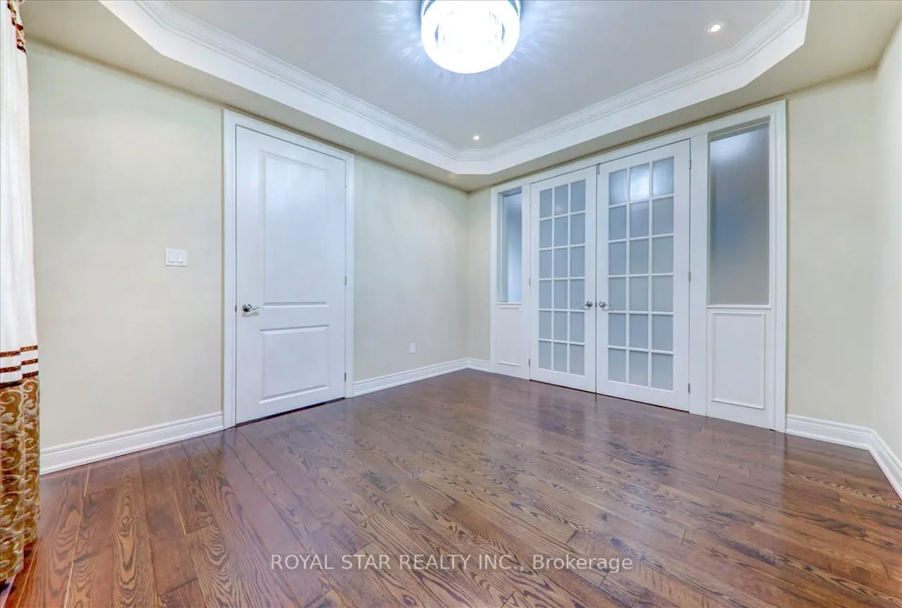 Photo 11 of 1881 Pine Grove Avenue, Pickering, Highbush — HOMEH