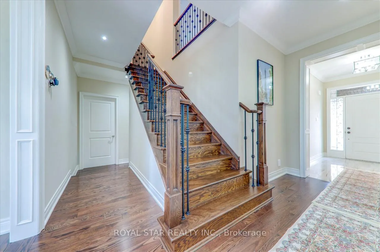 Photo 12 of 1881 Pine Grove Avenue, Pickering, Highbush — HOMEH