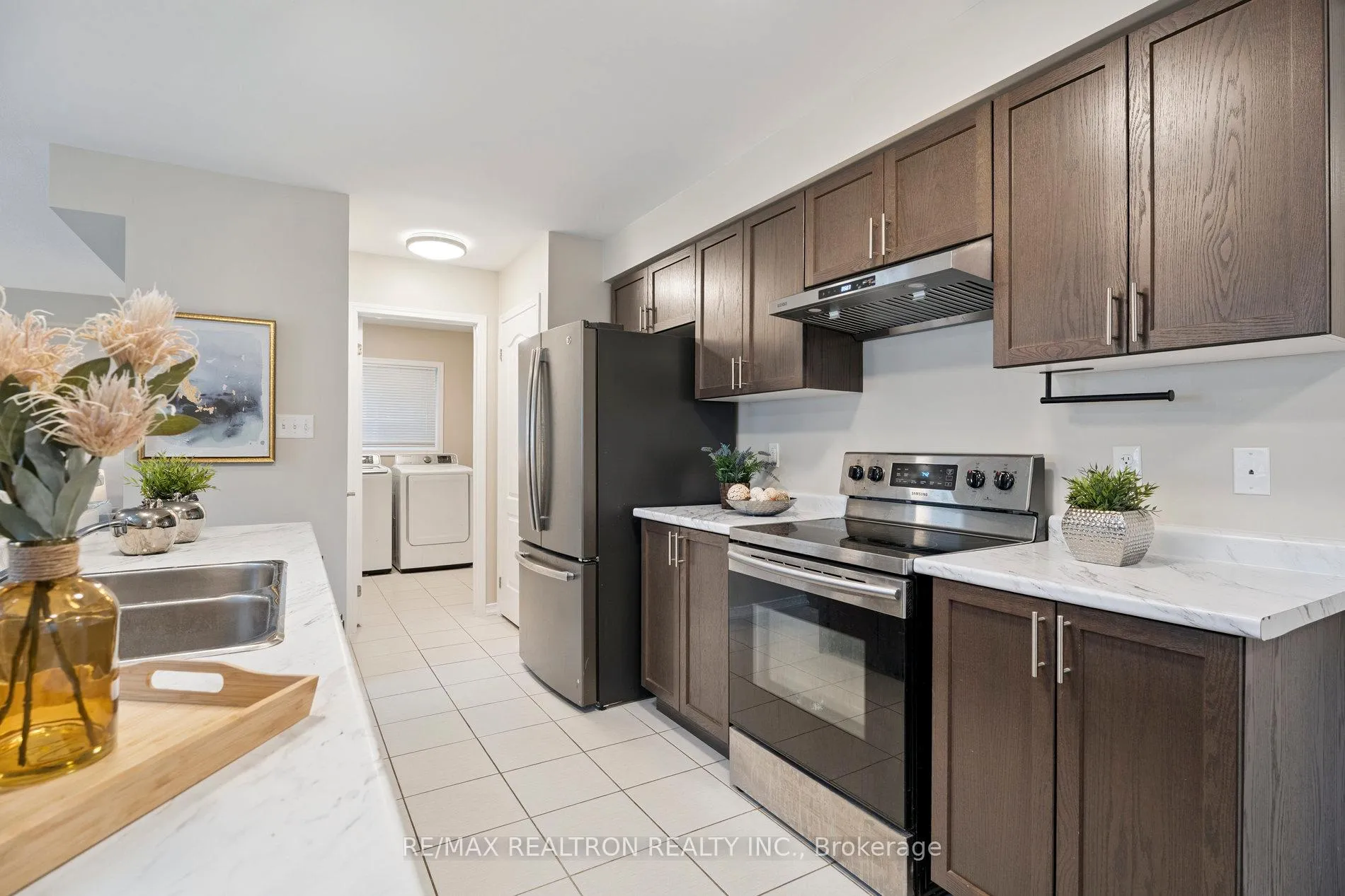 Photo 6 of 254 Diana Drive, Orillia — HOMEH