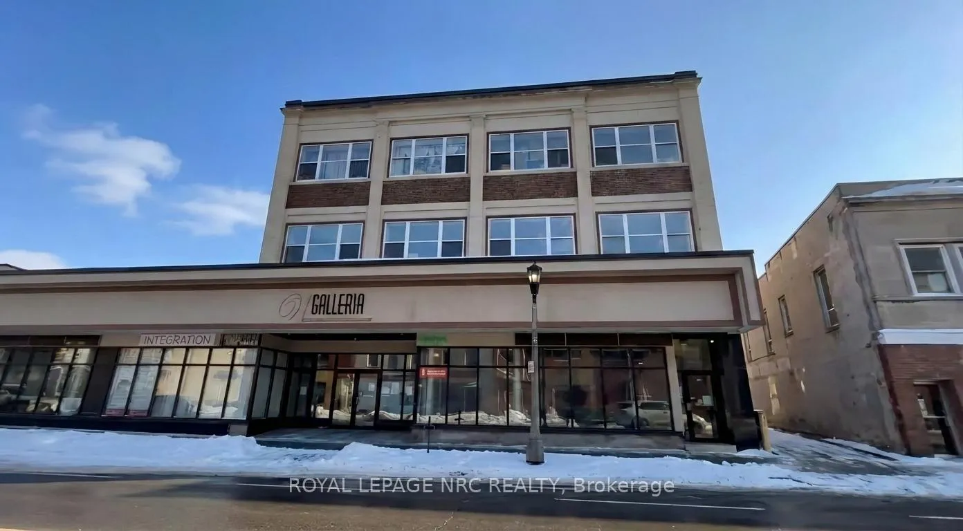 Front of 17-19 East Main Street