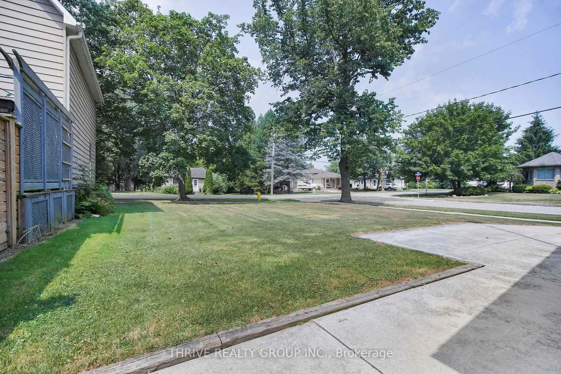 Photo 5 of 274 Station Street, North Middlesex, Parkhill — HOMEH