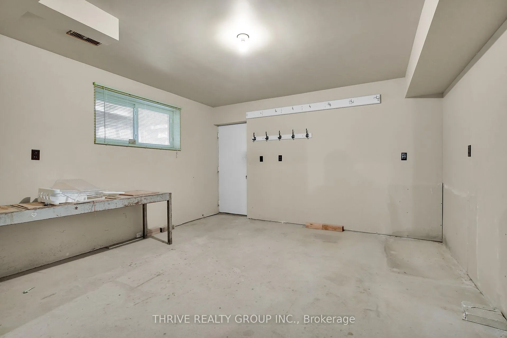 Photo 34 of 274 Station Street, North Middlesex, Parkhill — HOMEH