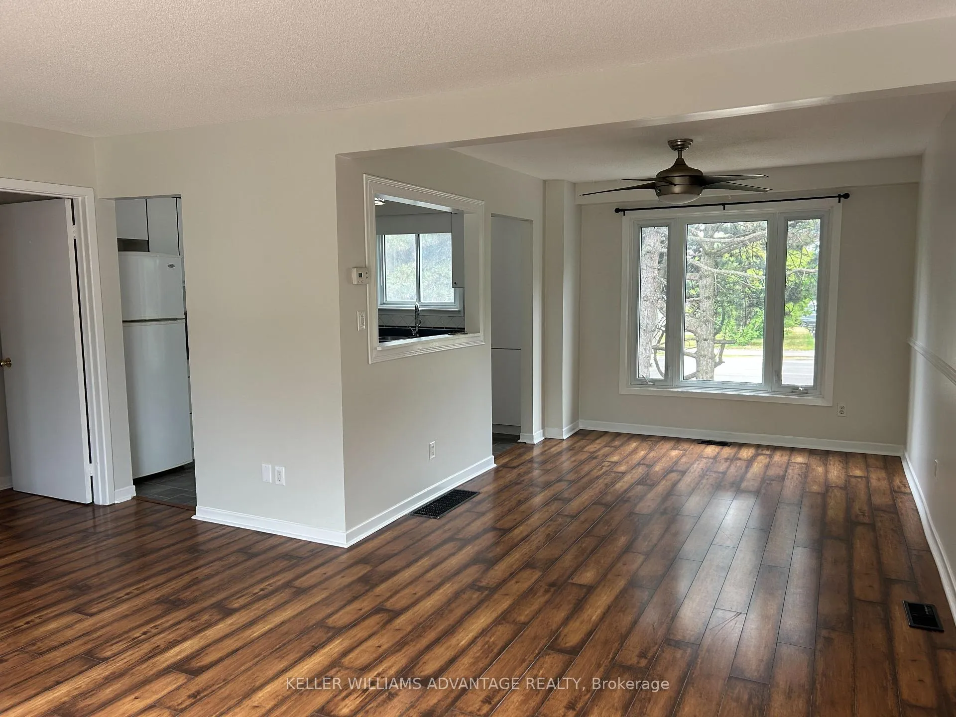 Photo 2 of Unit 2, 301 Garden Street, Whitby, Downtown Whitby — HOMEH