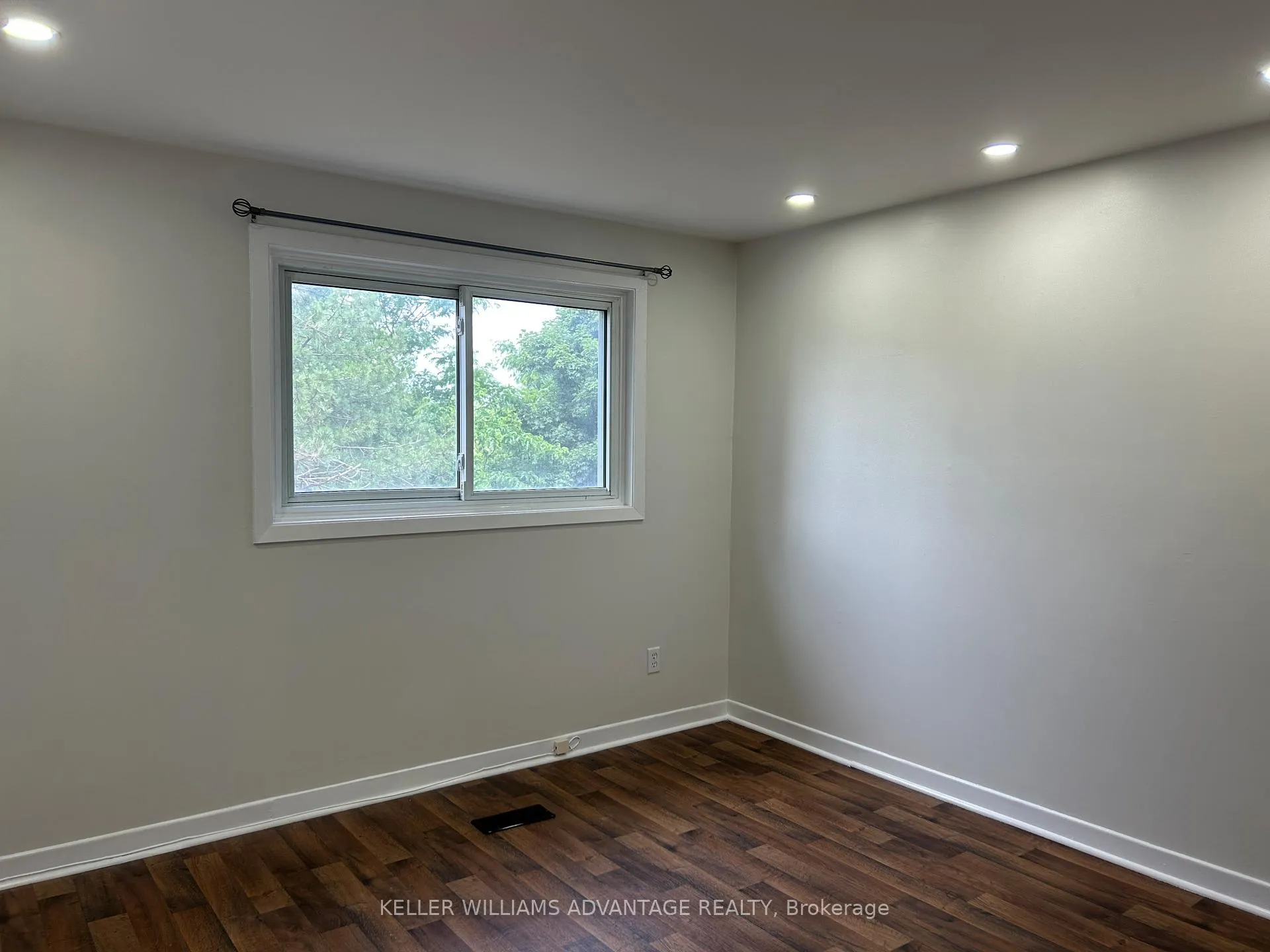 Photo 9 of Unit 2, 301 Garden Street, Whitby, Downtown Whitby — HOMEH