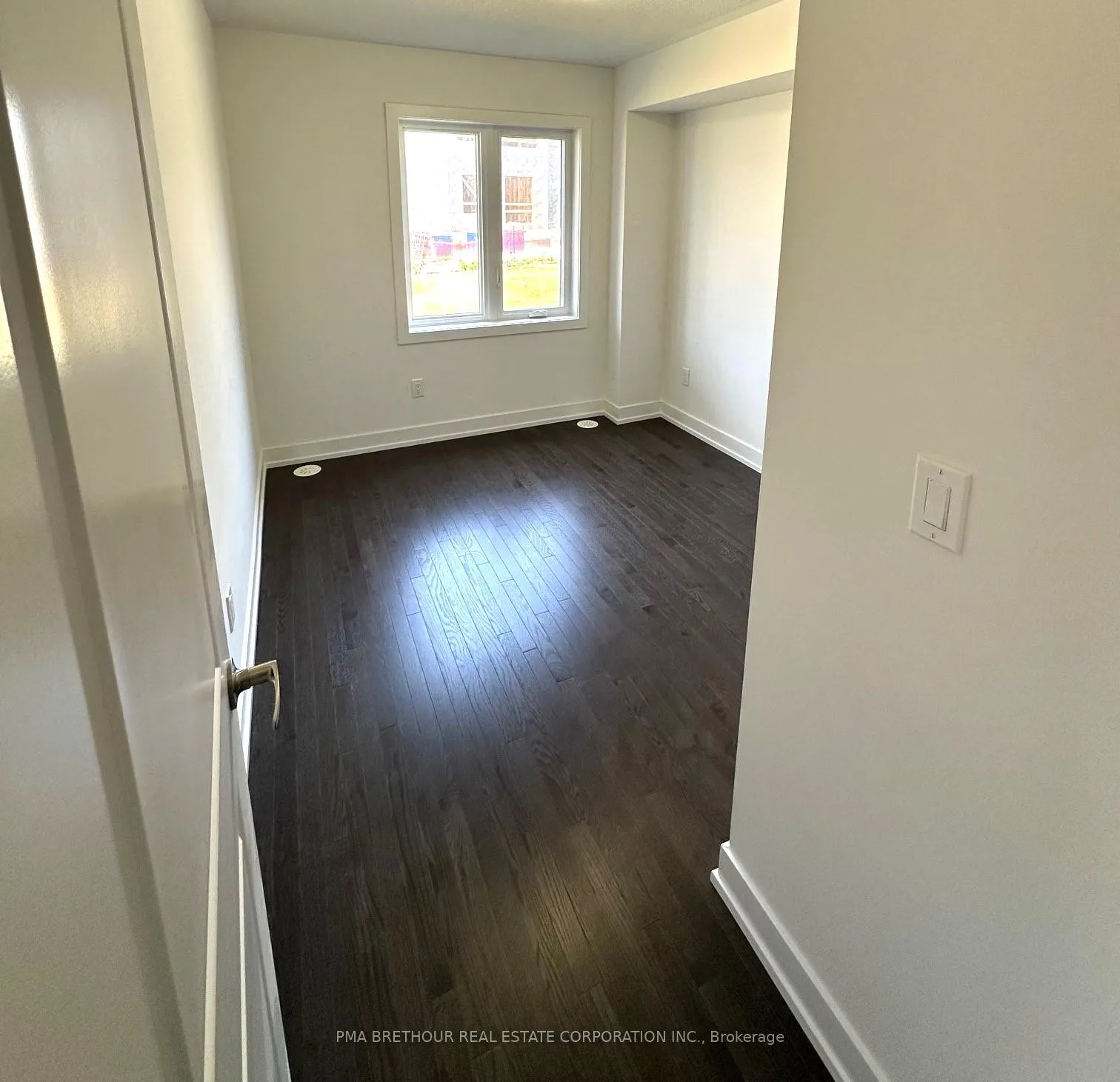 Photo 4 of 50 Morrison Crescent, Whitby, Rural Whitby — HOMEH