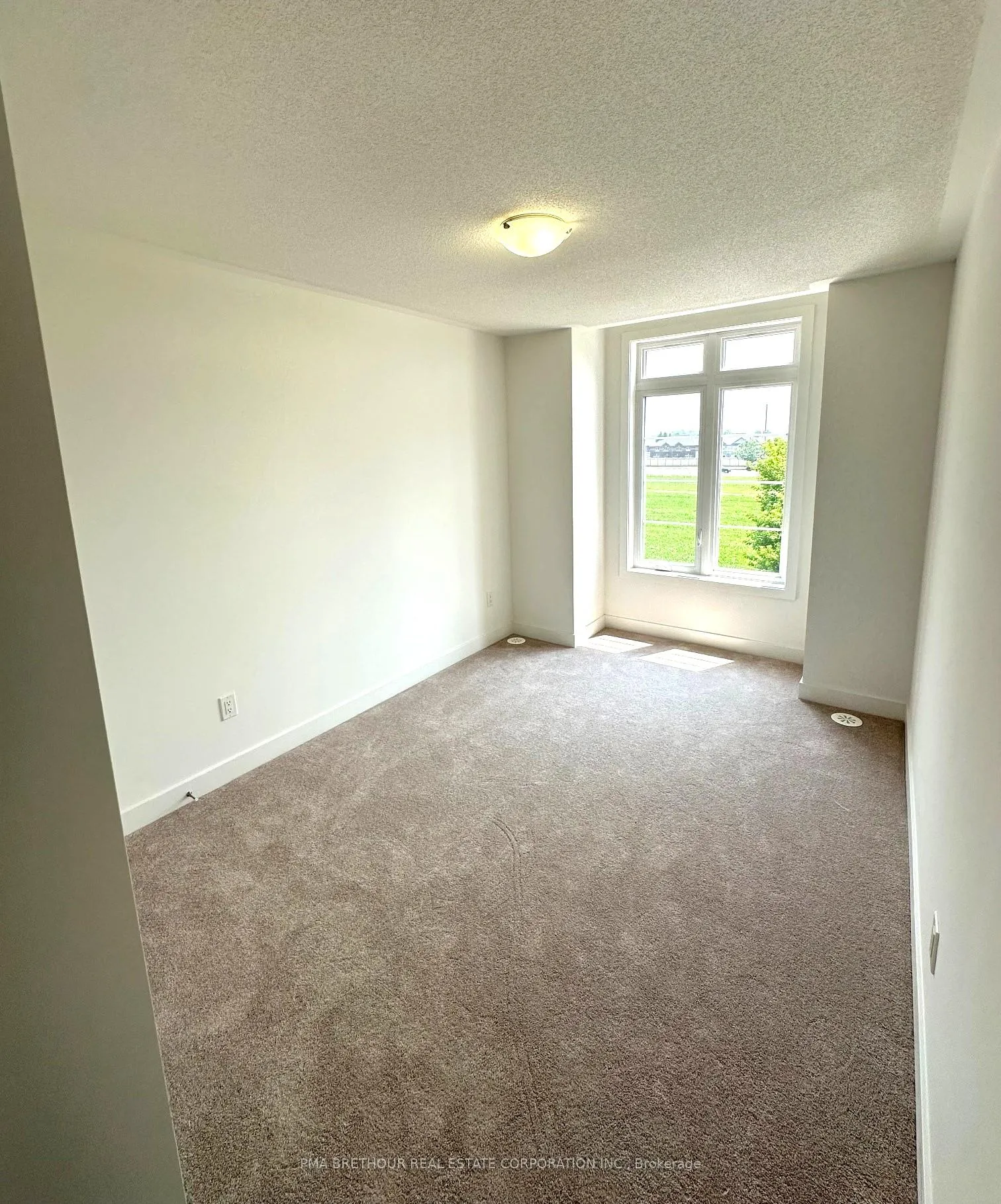 Photo 16 of 50 Morrison Crescent, Whitby, Rural Whitby — HOMEH