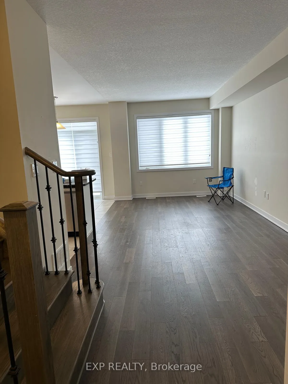 Photo 5 of 152 Keelson Street, Welland, Dain City — HOMEH