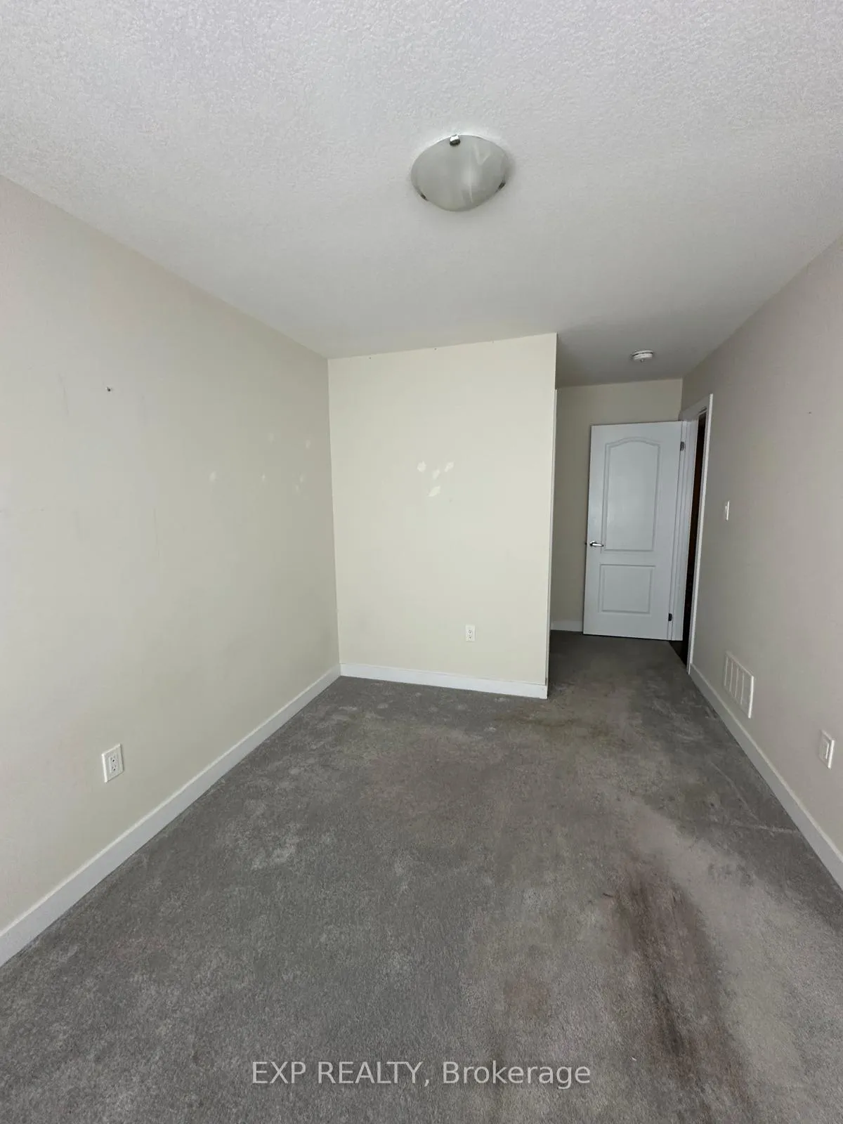 Photo 18 of 152 Keelson Street, Welland, Dain City — HOMEH