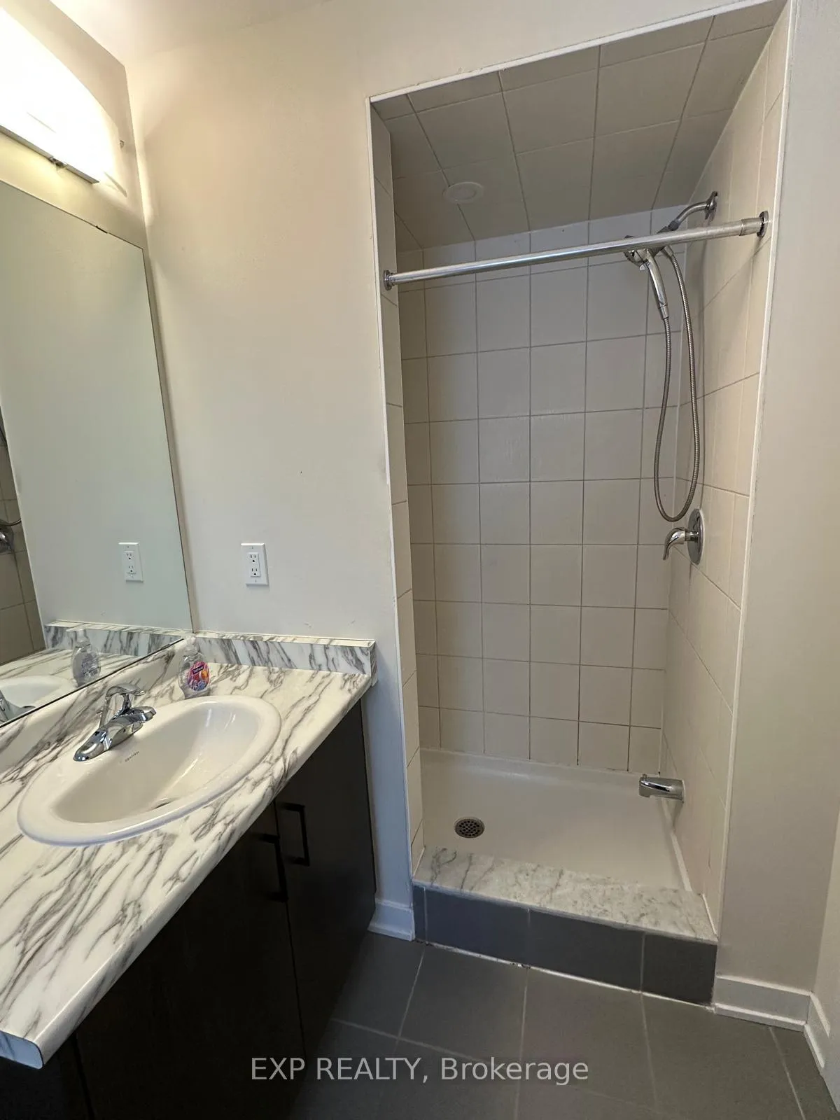 Photo 24 of 152 Keelson Street, Welland, Dain City — HOMEH