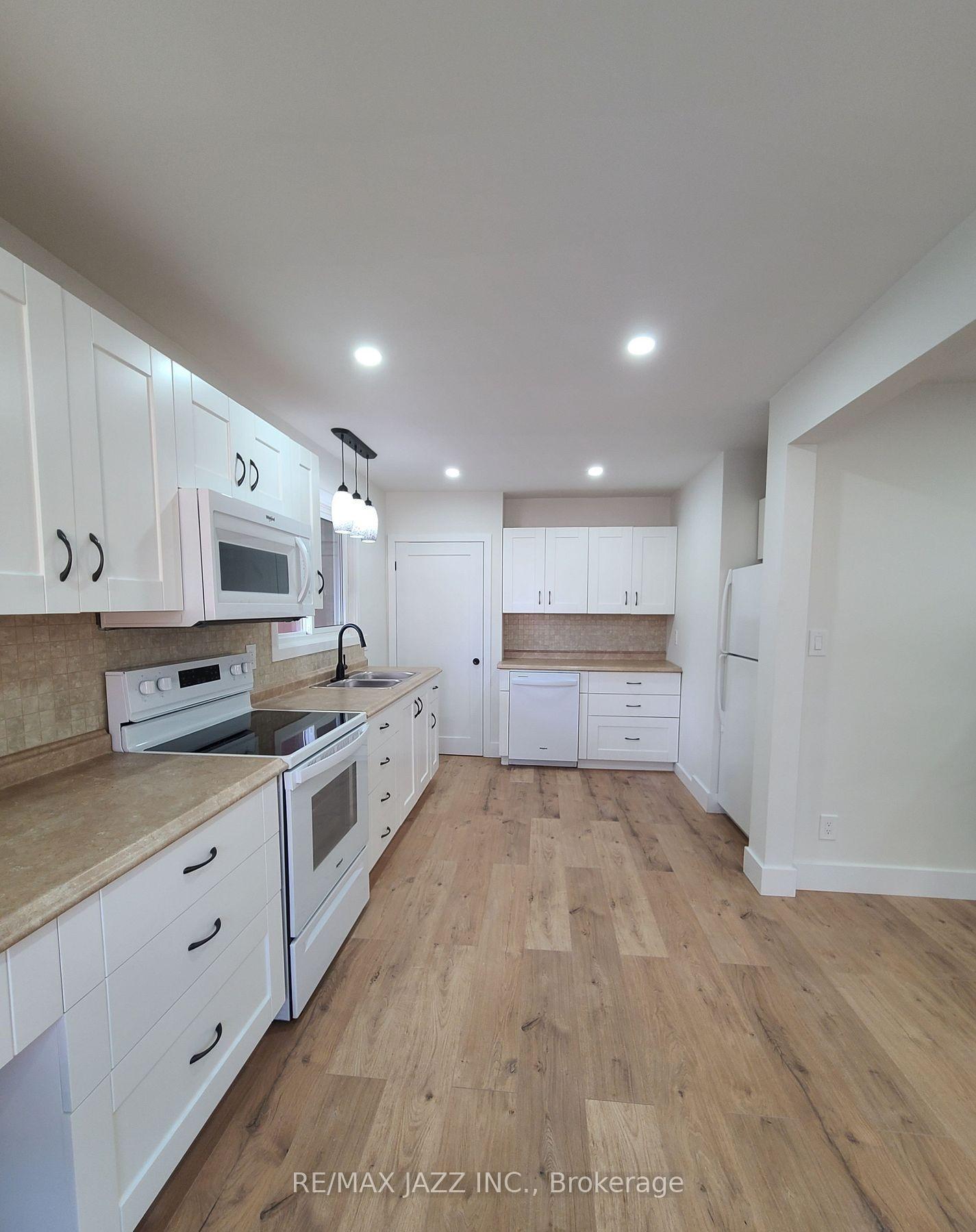 Photo 1 of Unit Upper, 78 Parkway Crescent, Clarington, Bowmanville — HOMEH