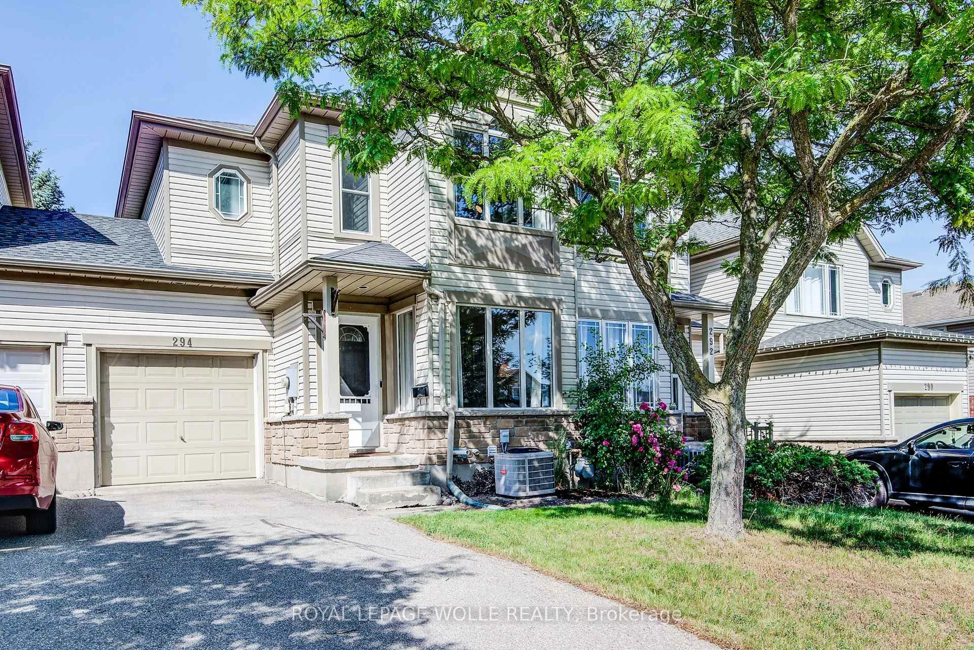 Photo 4 of 294 Pastern Trail, Waterloo — HOMEH