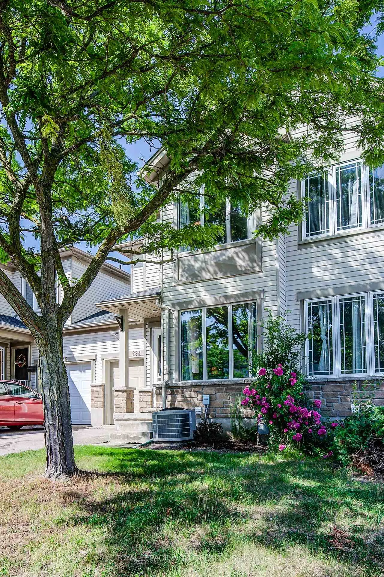 Photo 5 of 294 Pastern Trail, Waterloo — HOMEH