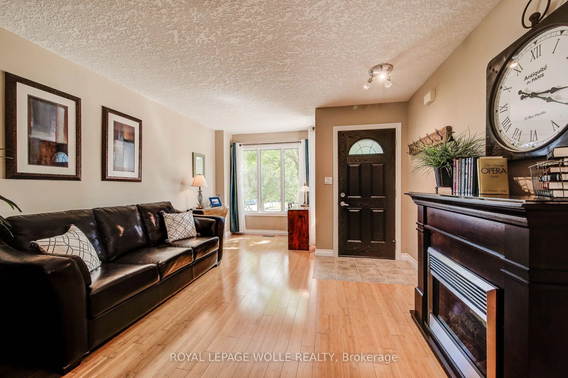Photo 9 of 294 Pastern Trail, Waterloo — HOMEH