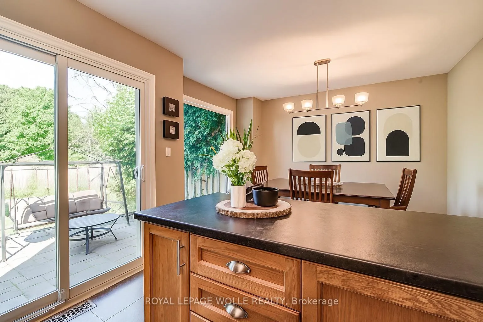 Photo 19 of 294 Pastern Trail, Waterloo — HOMEH