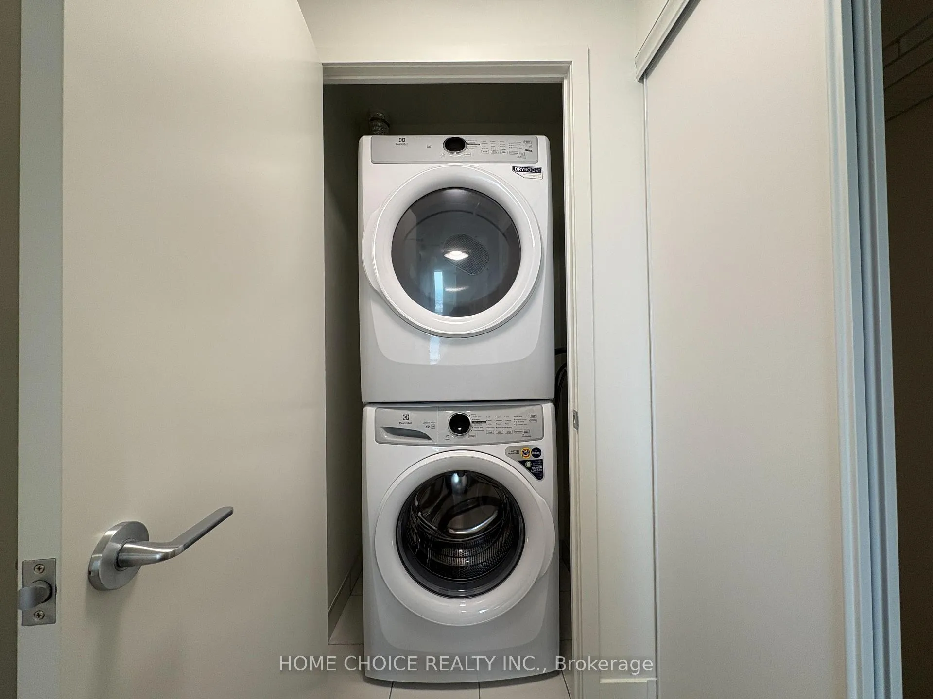 Photo 7 of Unit 2317, 56 Andre De Grasse Street, Markham, Unionville — HOMEH