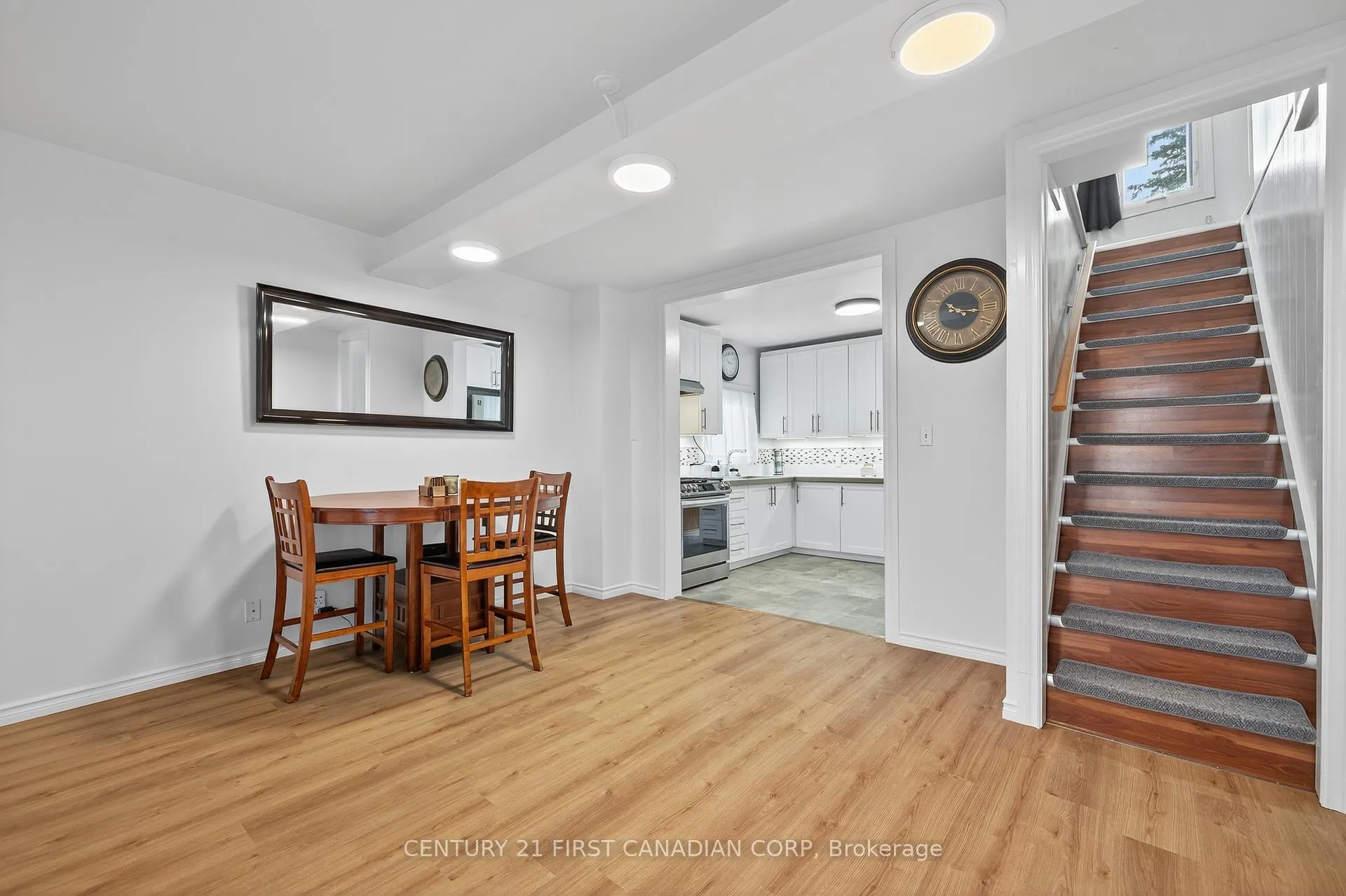 Photo 10 of 70 Jane Street, Chatham-Kent, Blenheim — HOMEH
