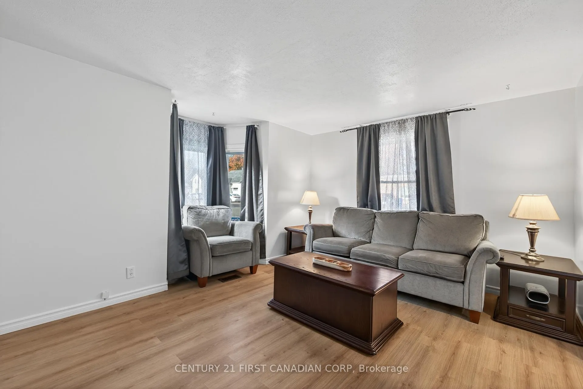 Photo 15 of 70 Jane Street, Chatham-Kent, Blenheim — HOMEH