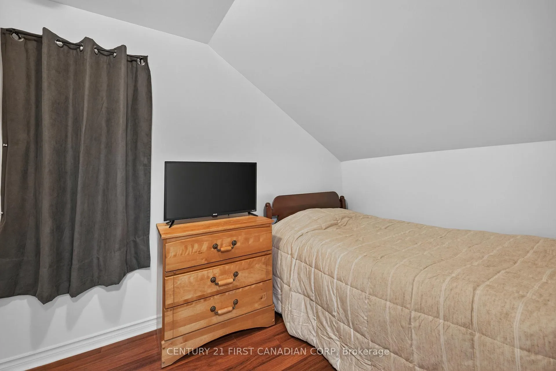 Photo 19 of 70 Jane Street, Chatham-Kent, Blenheim — HOMEH